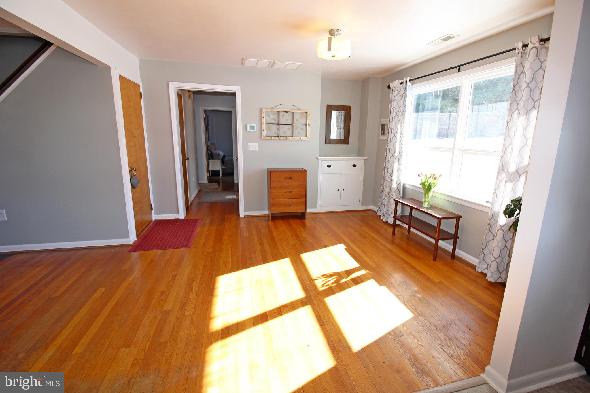 FOREST HILLS - Residential