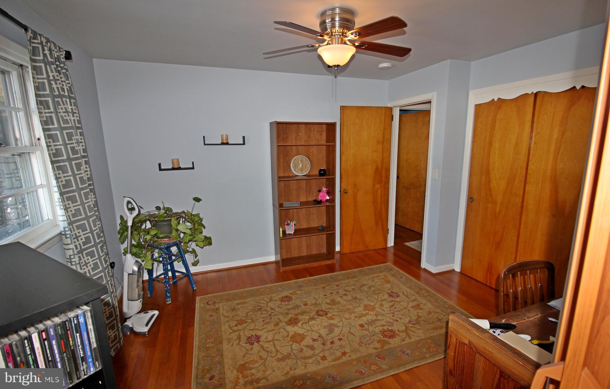 FOREST HILLS - Residential