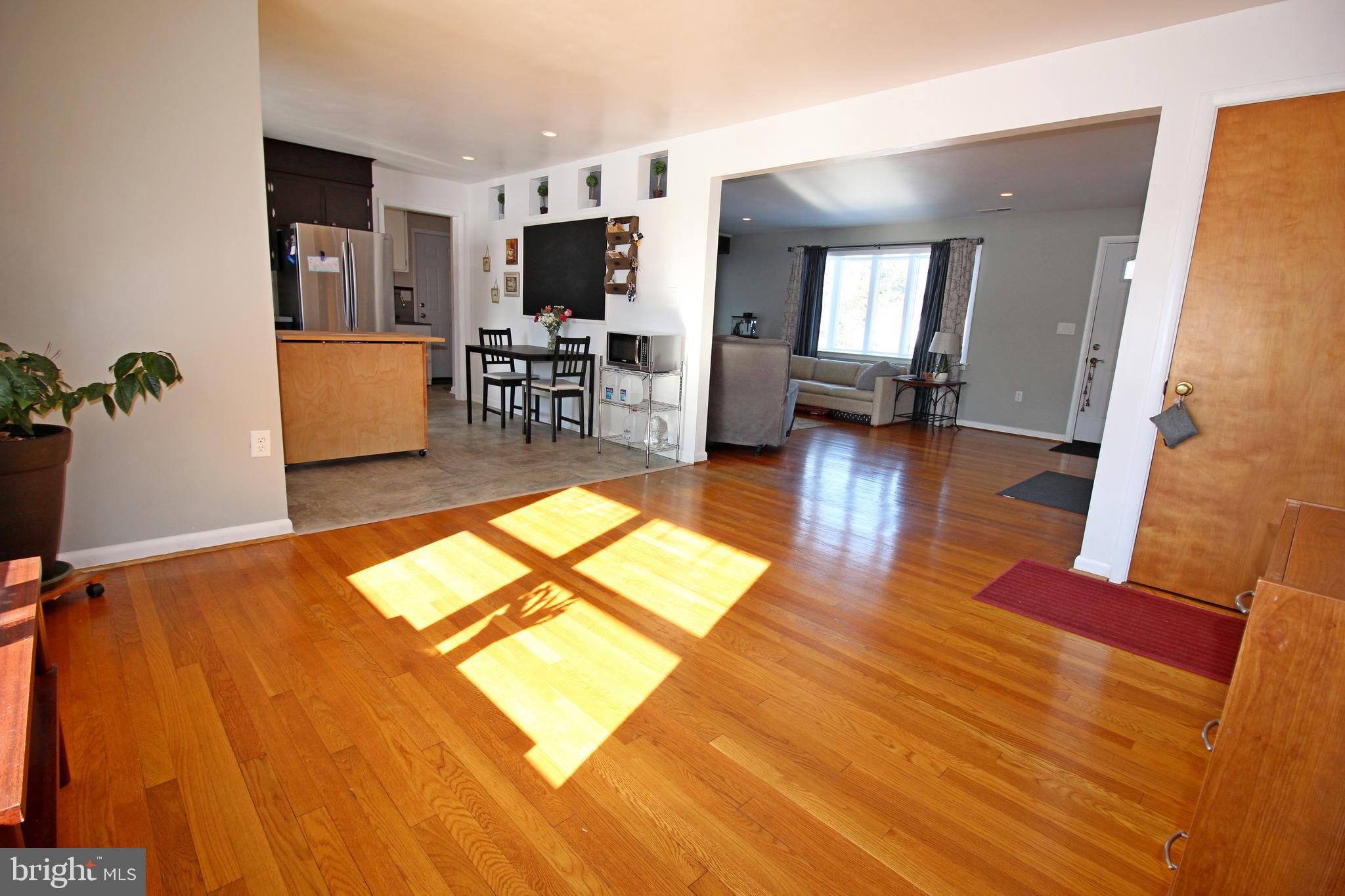 FOREST HILLS - Residential