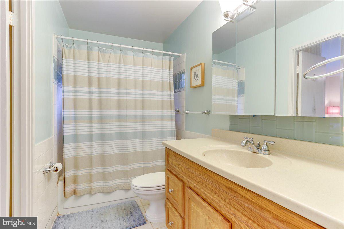 RESTON - Residential Lease