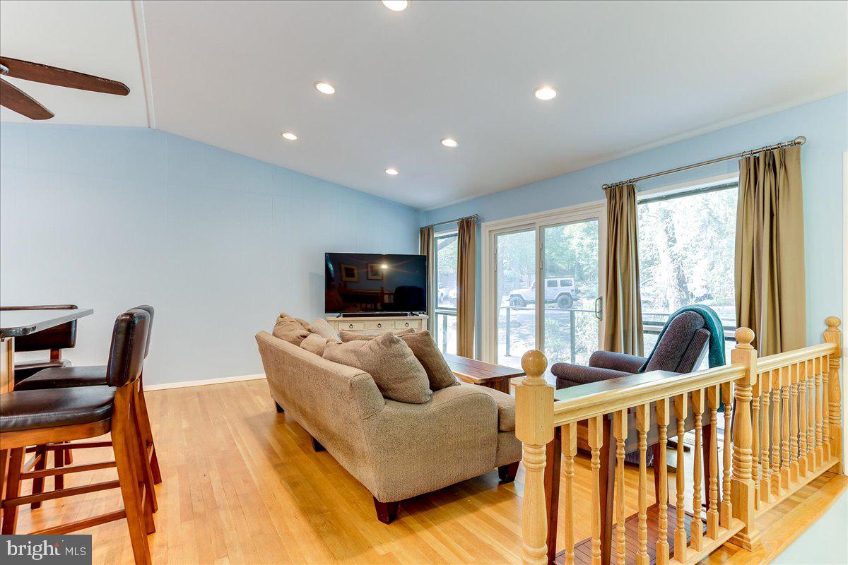 RESTON - Residential Lease