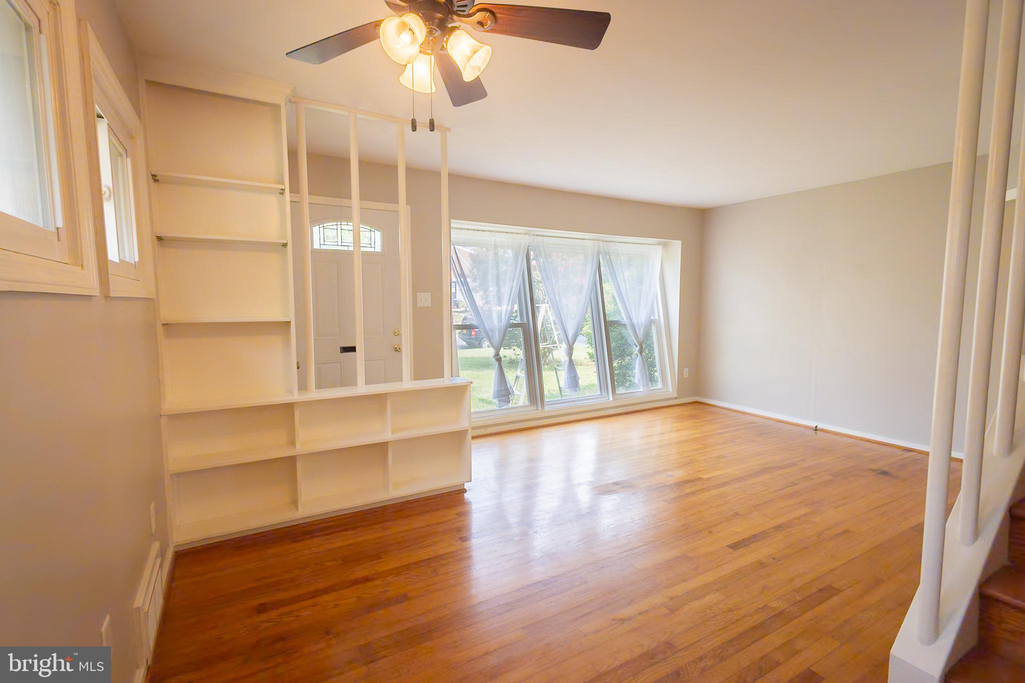 BUCKNELL MANOR - Residential Lease