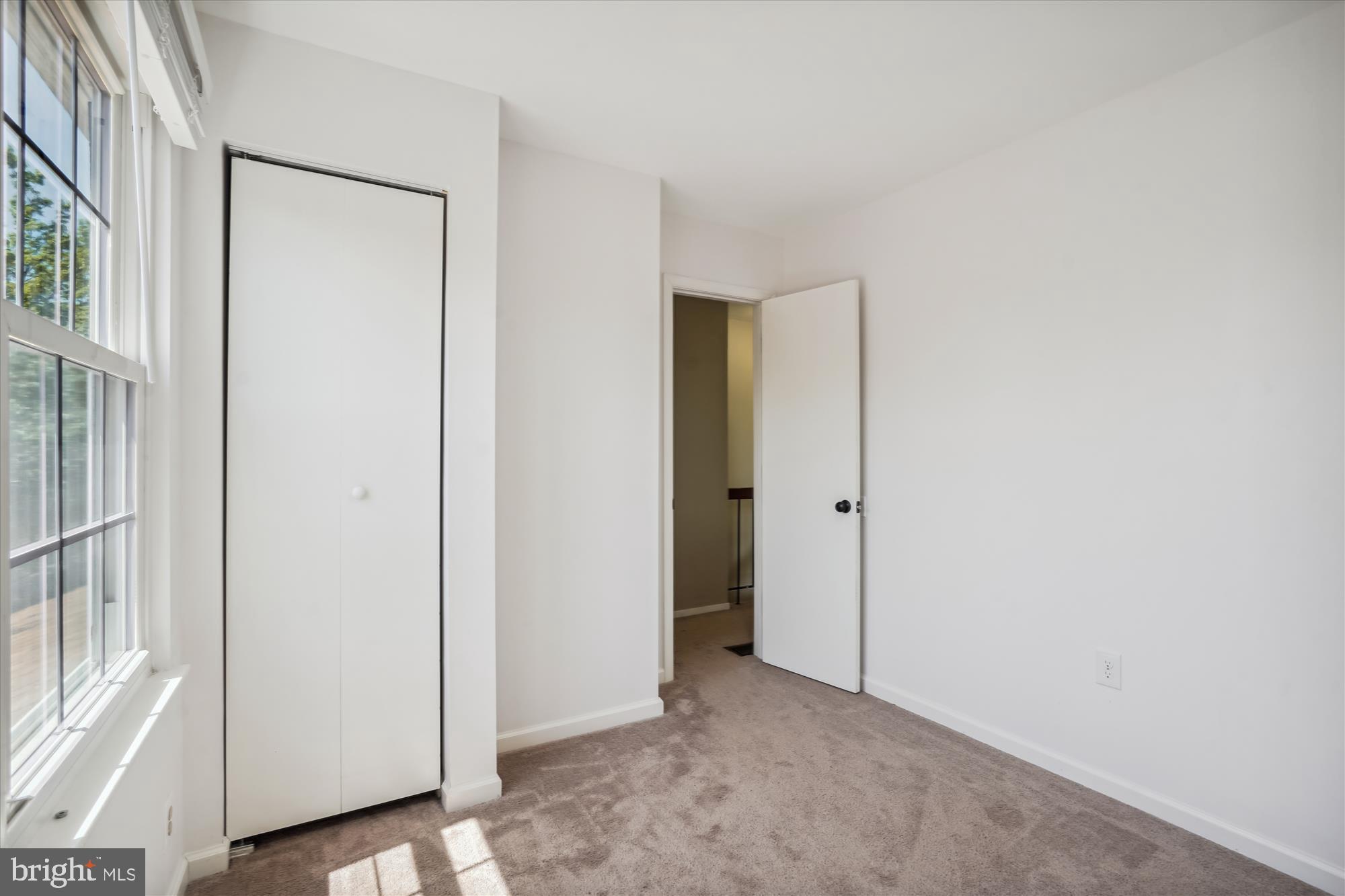 FRANKLIN FARM - Residential Lease