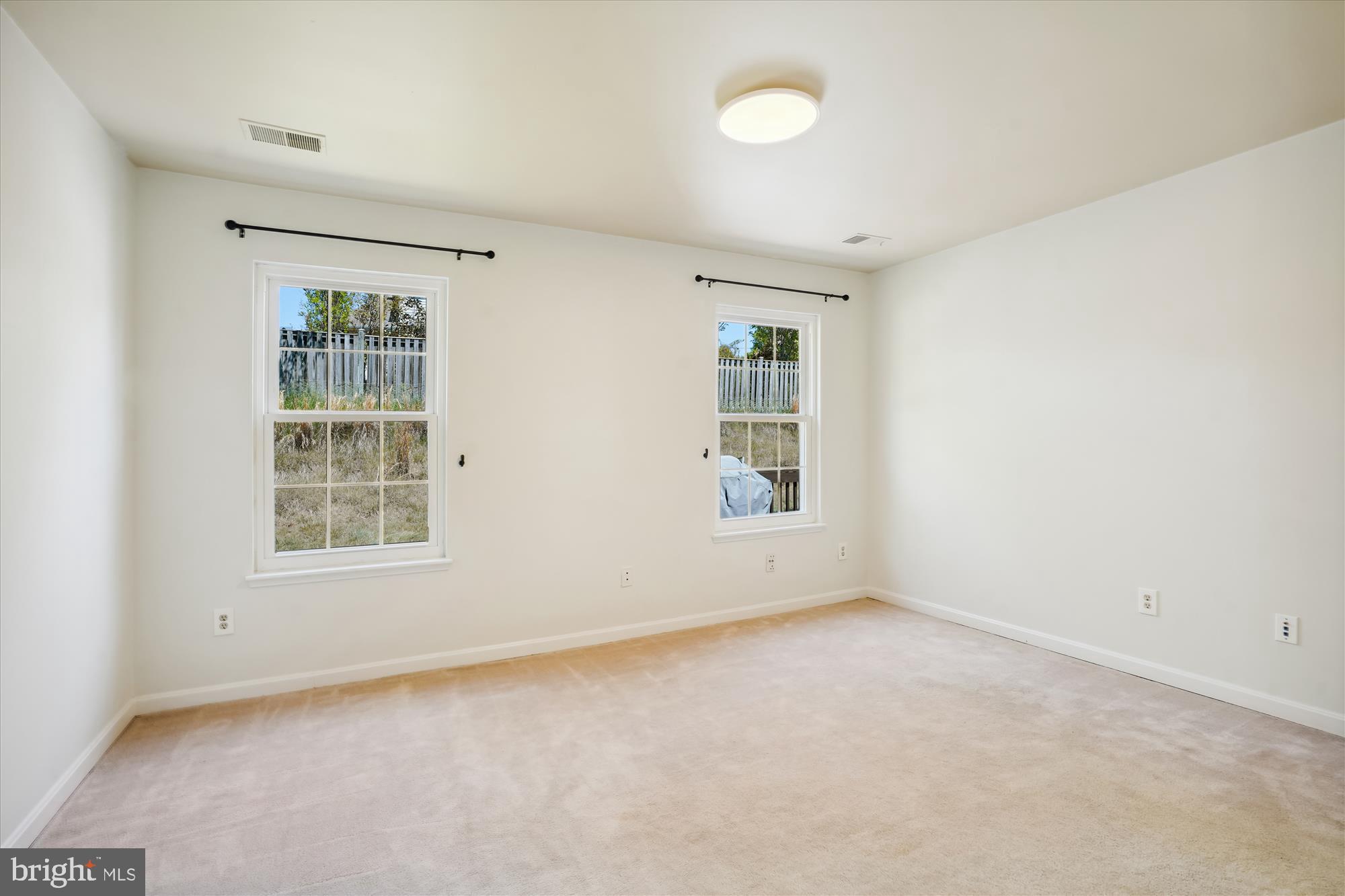 FRANKLIN FARM - Residential Lease