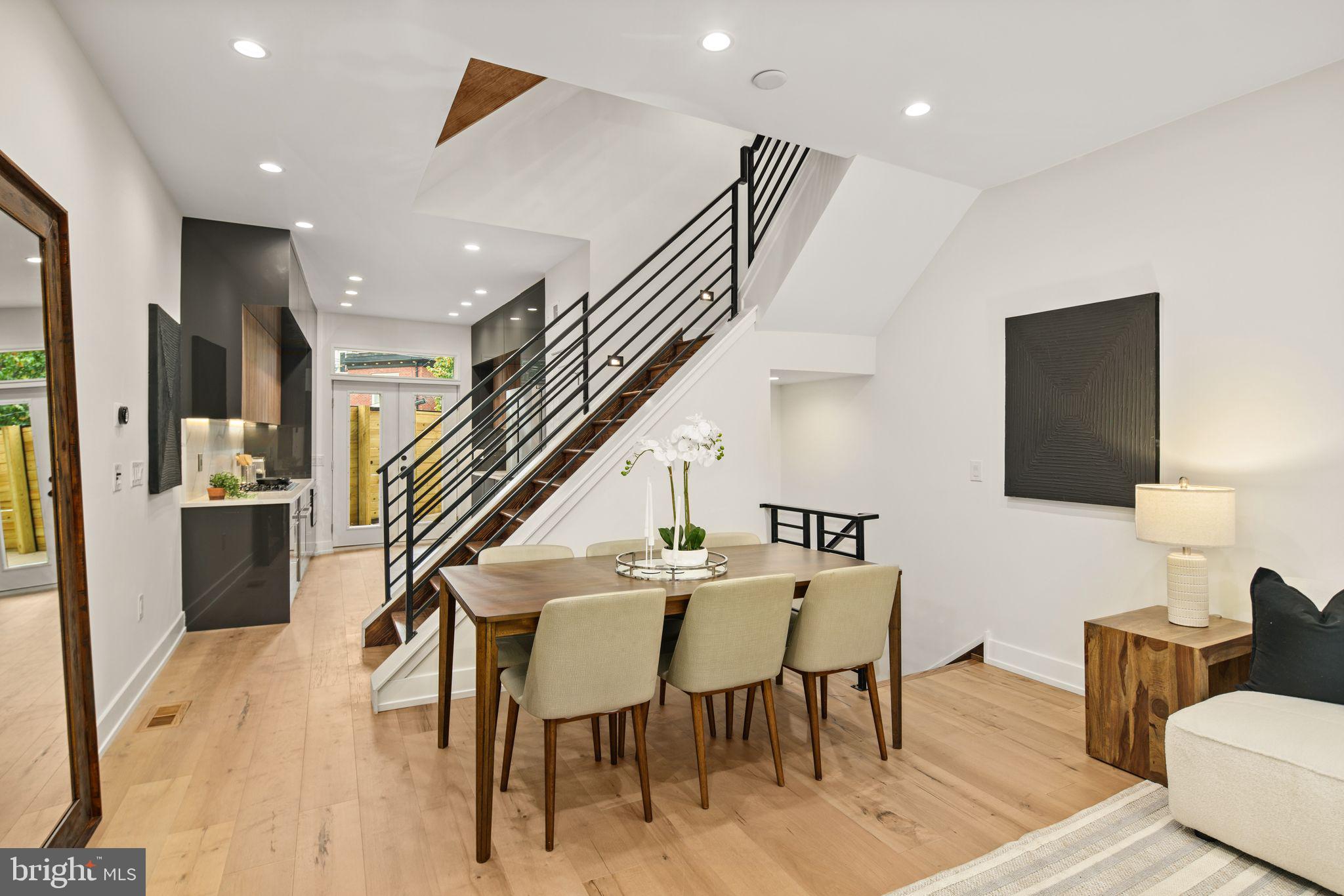 GRADUATE HOSPITAL - Residential