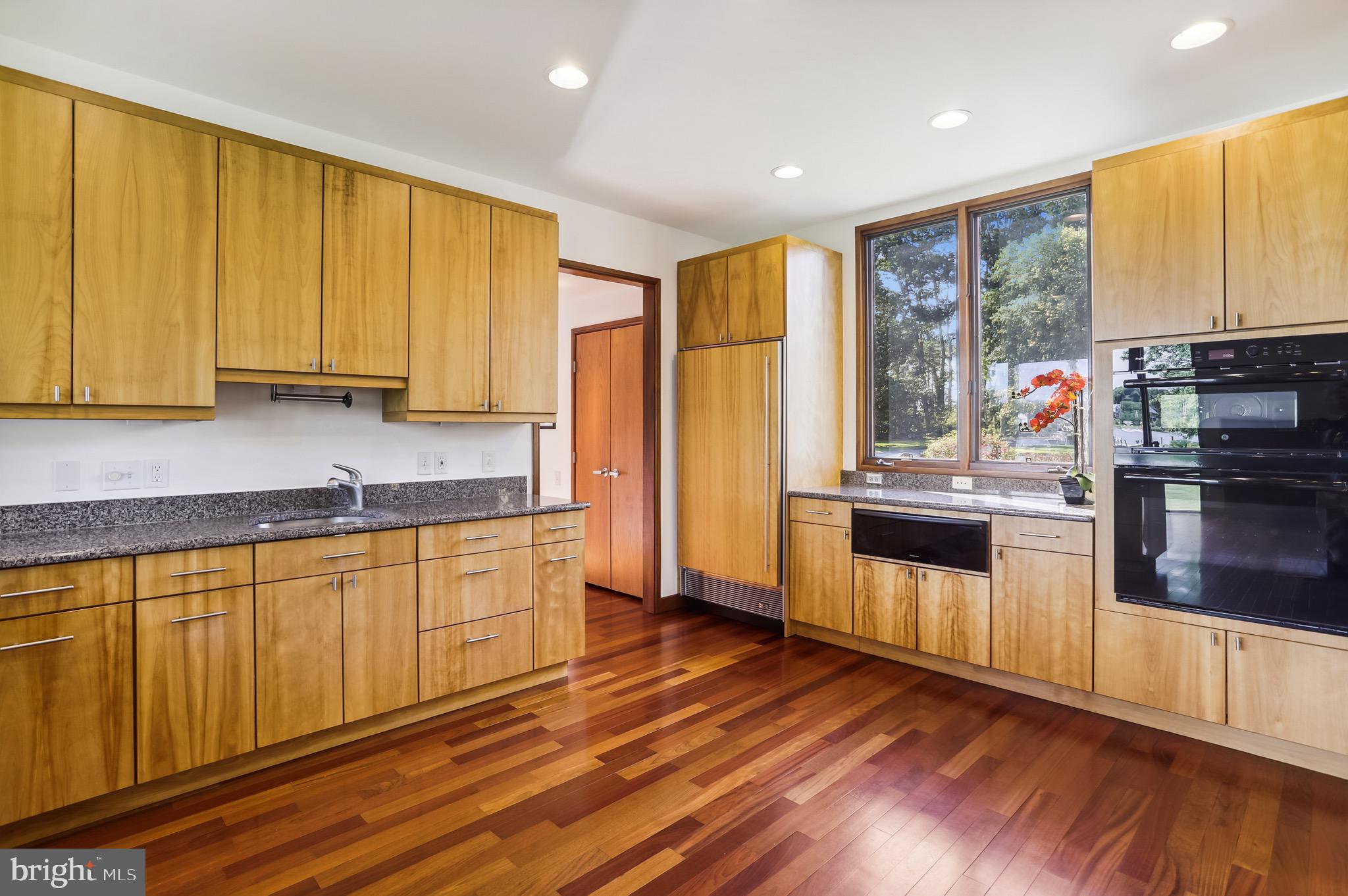 REGULARS - Residential