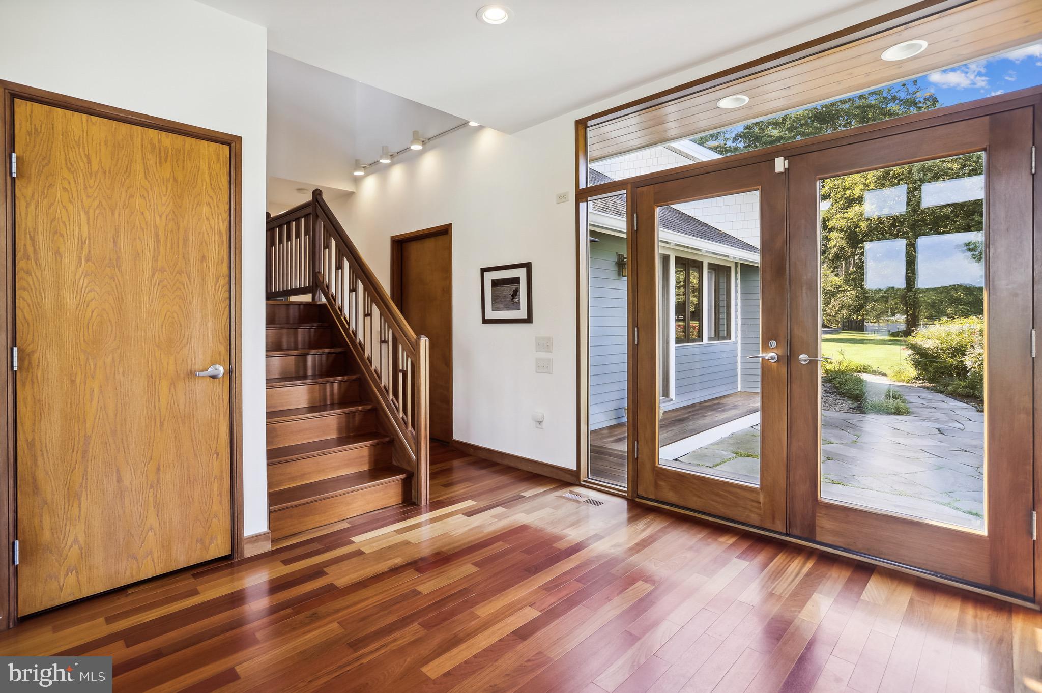 REGULARS - Residential