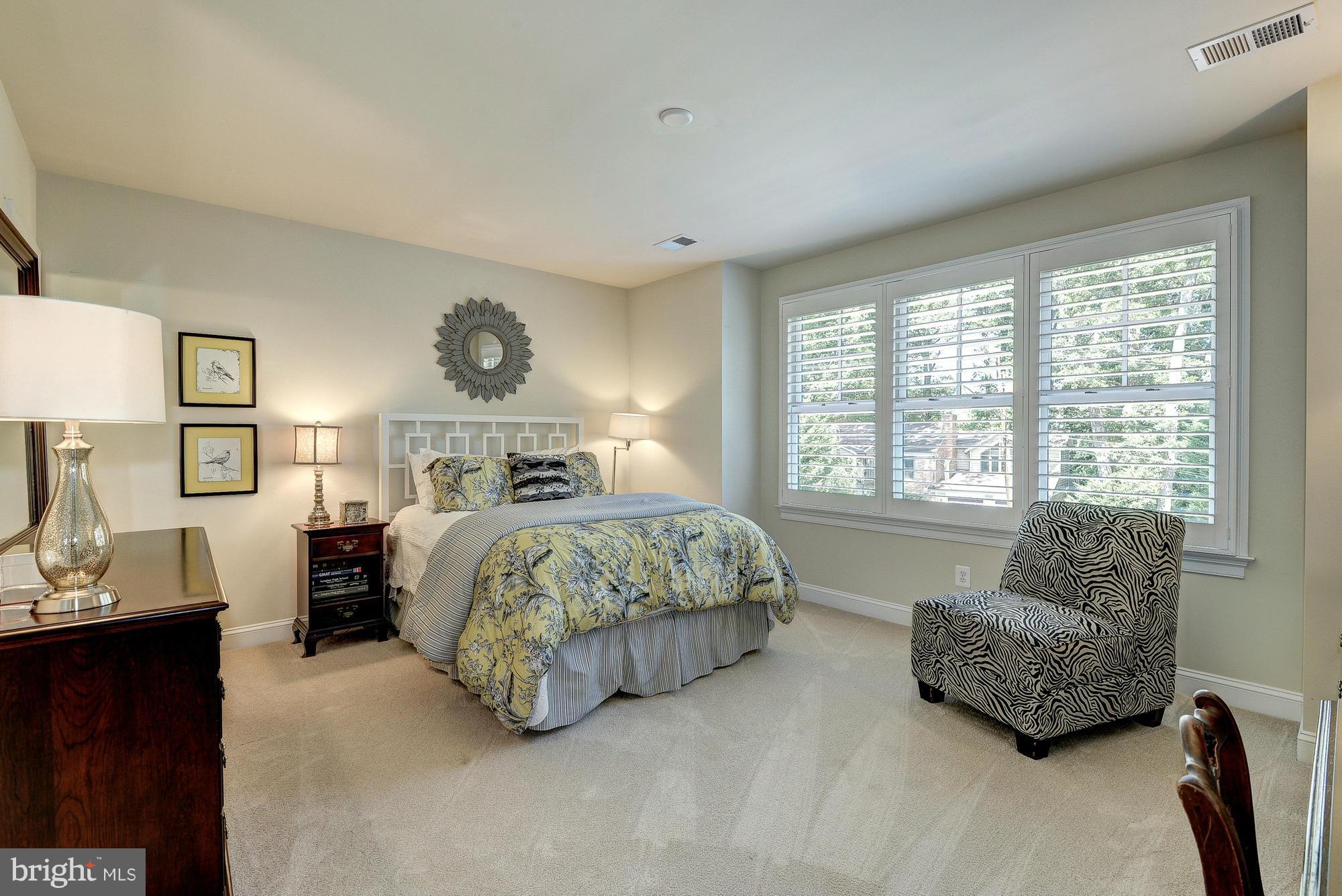 FRANKLIN PARK - Residential