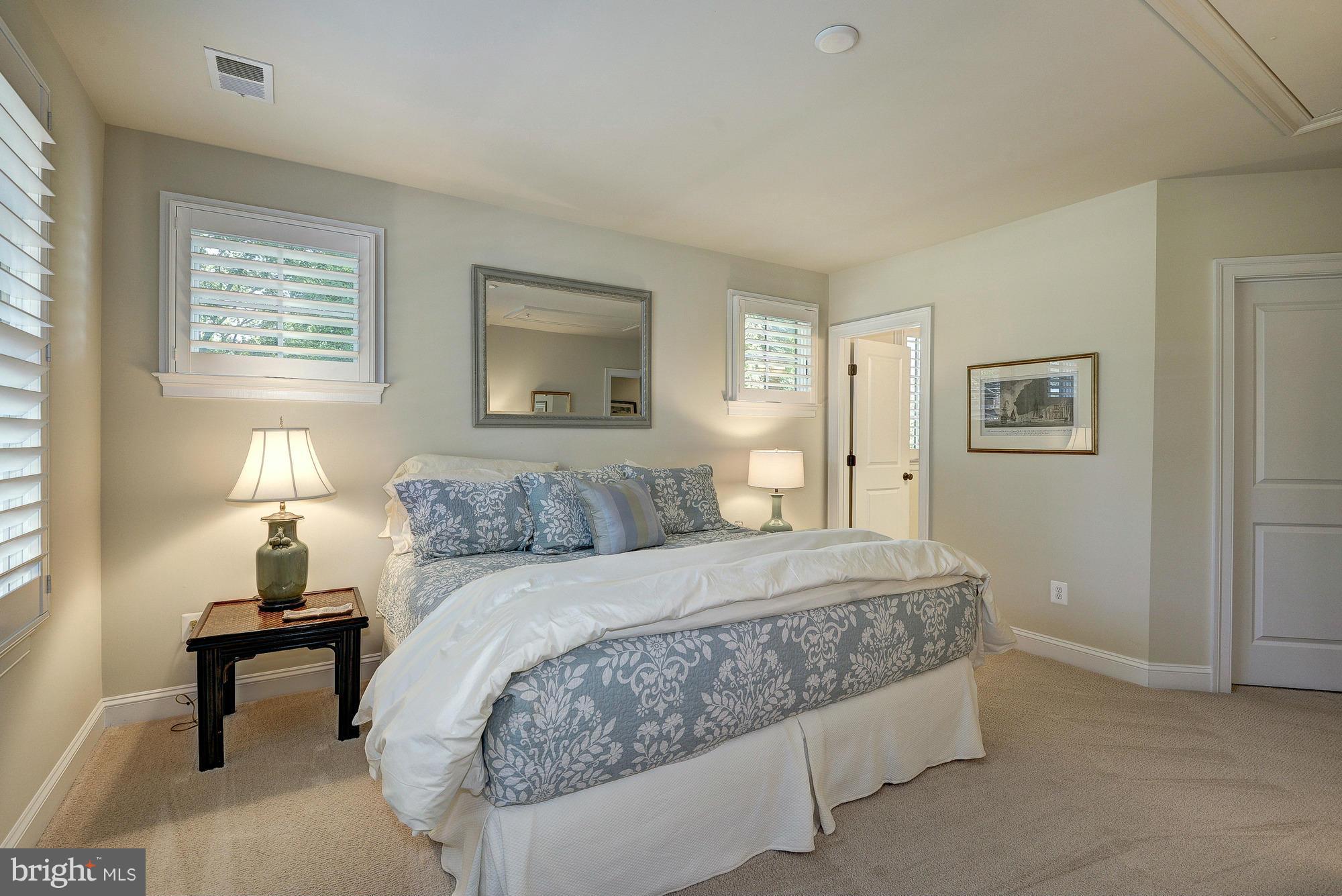 FRANKLIN PARK - Residential