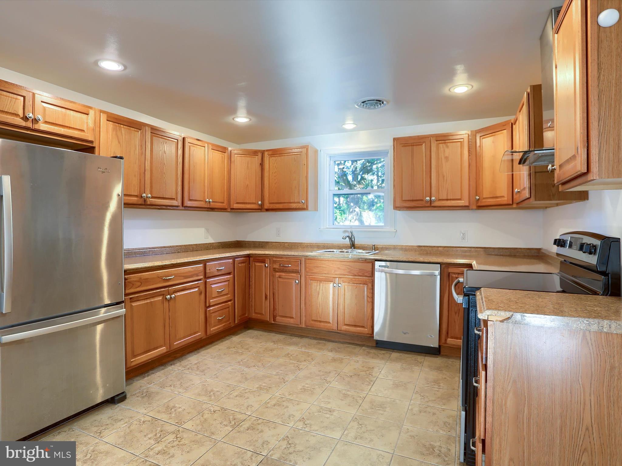 EAST PENNSBORO - Residential Lease