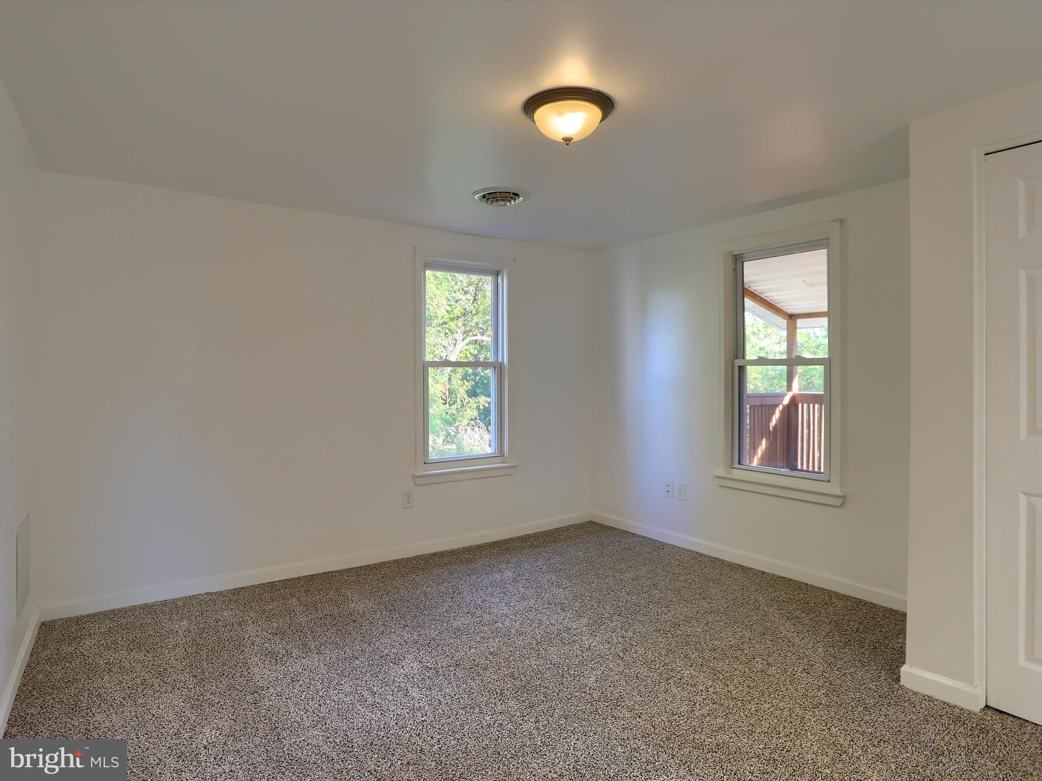 EAST PENNSBORO - Residential Lease