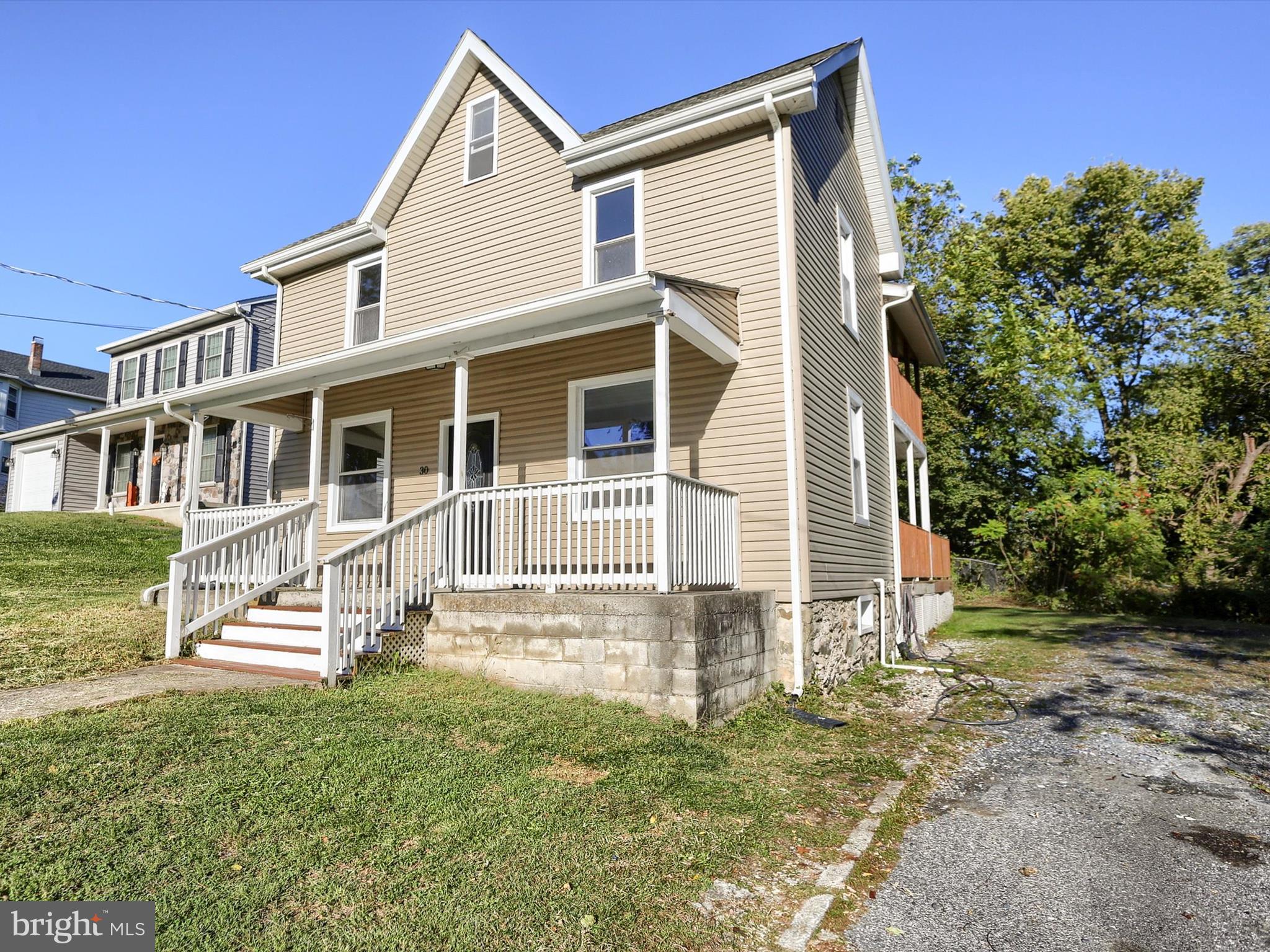 EAST PENNSBORO - Residential Lease