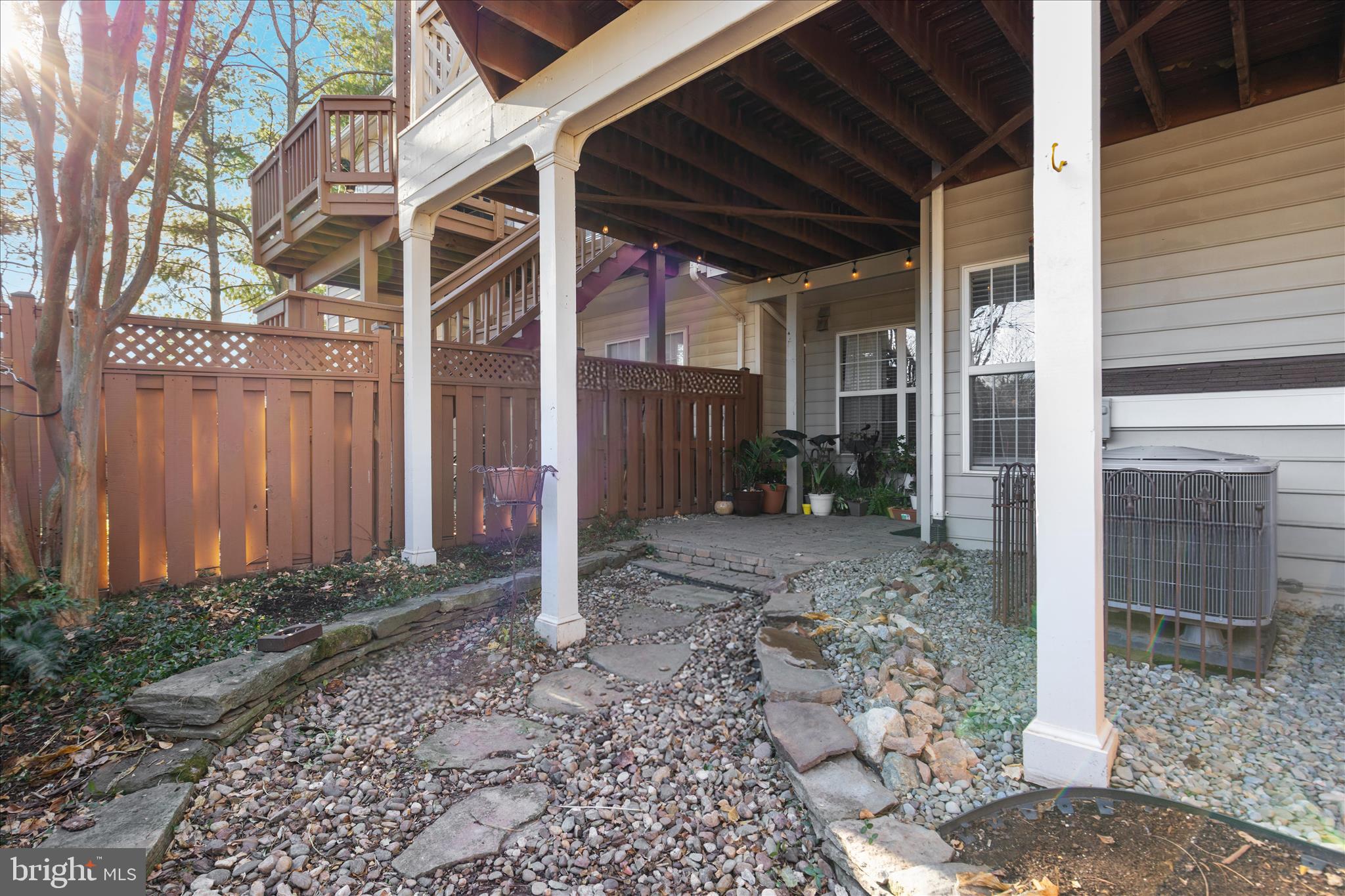 ASHBURN VILLAGE - Residential