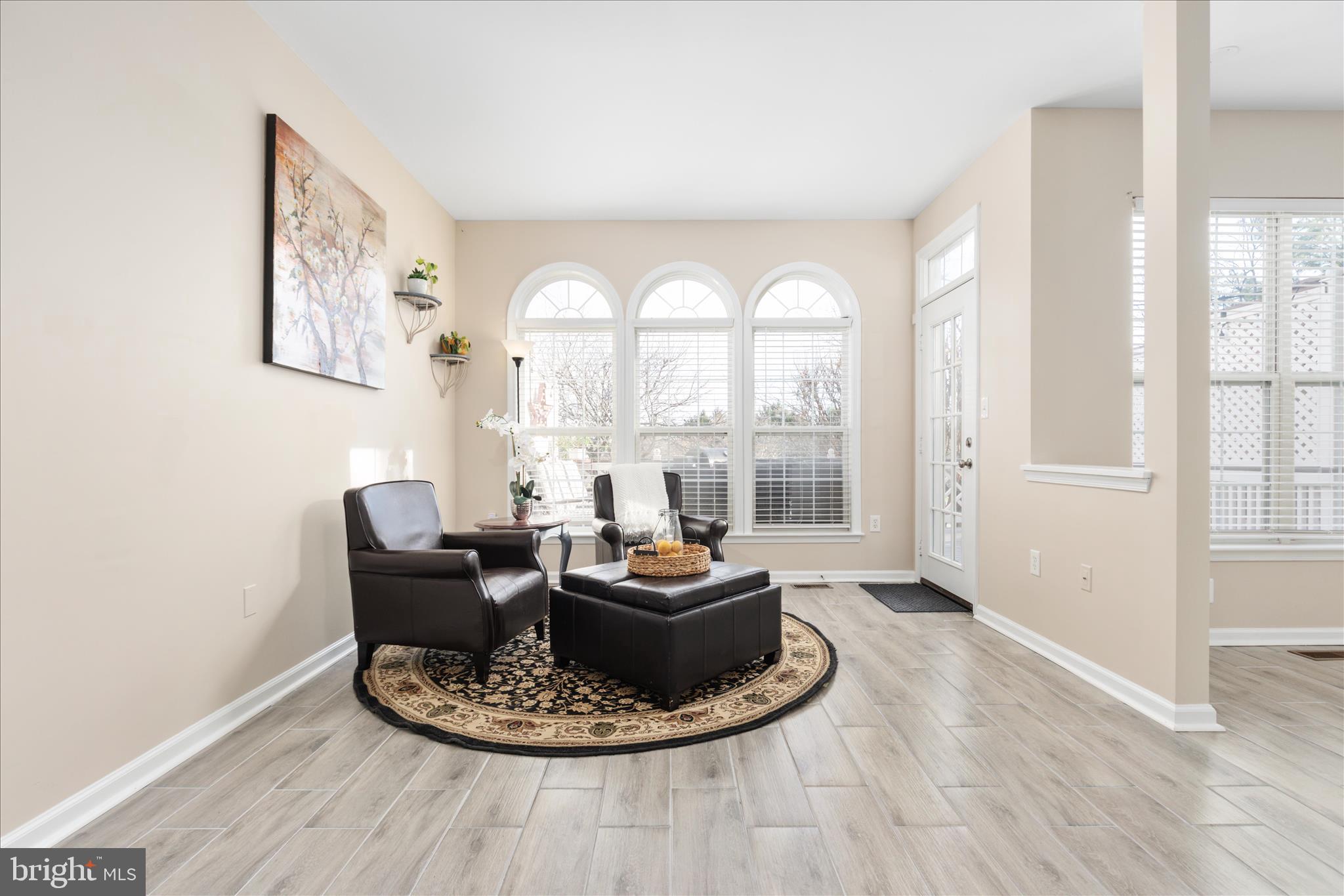 ASHBURN VILLAGE - Residential