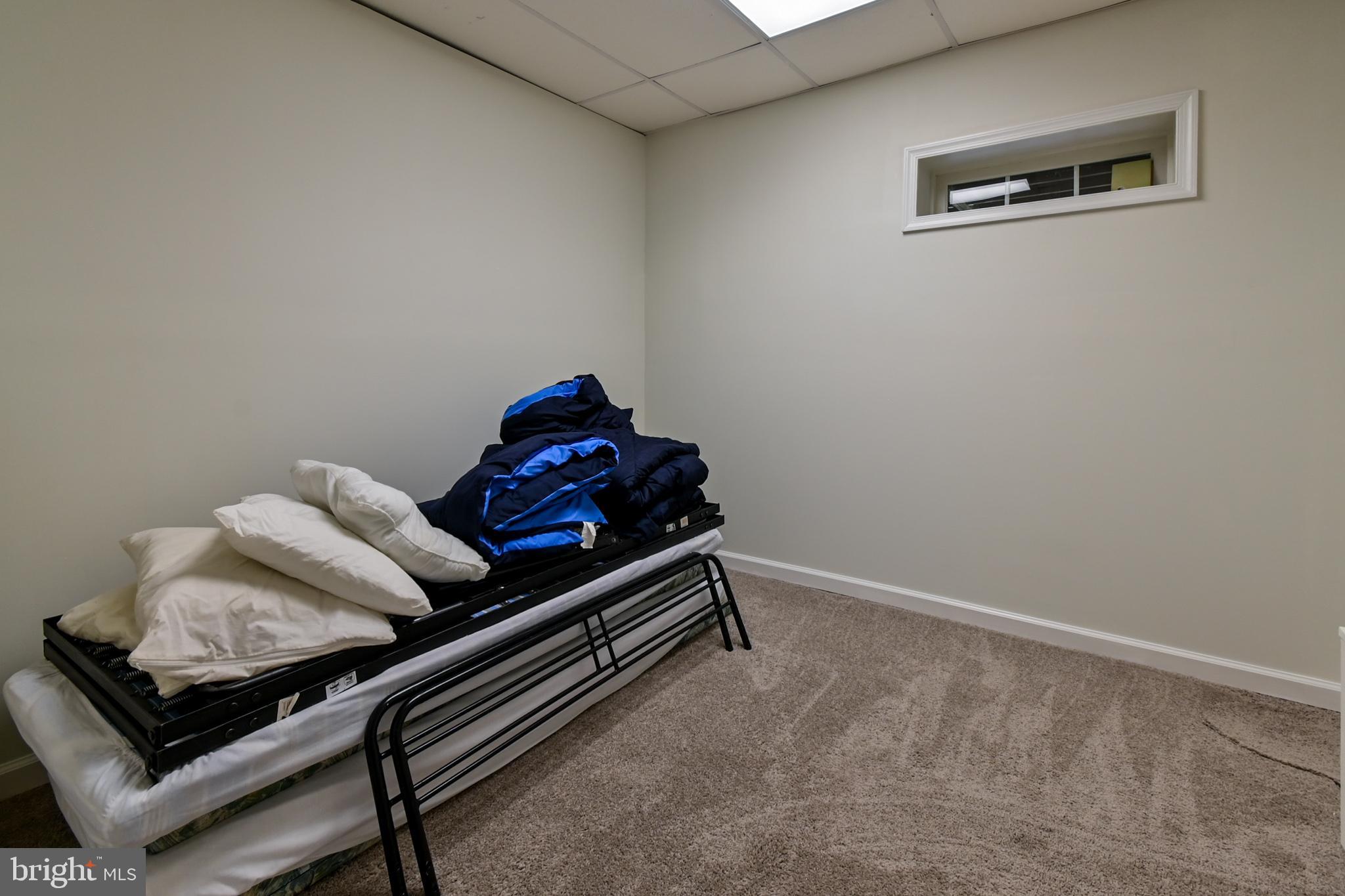 POTOMAC GLEN - Residential