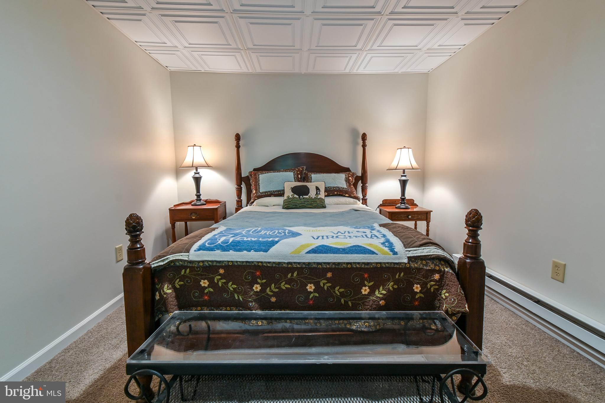 POTOMAC GLEN - Residential