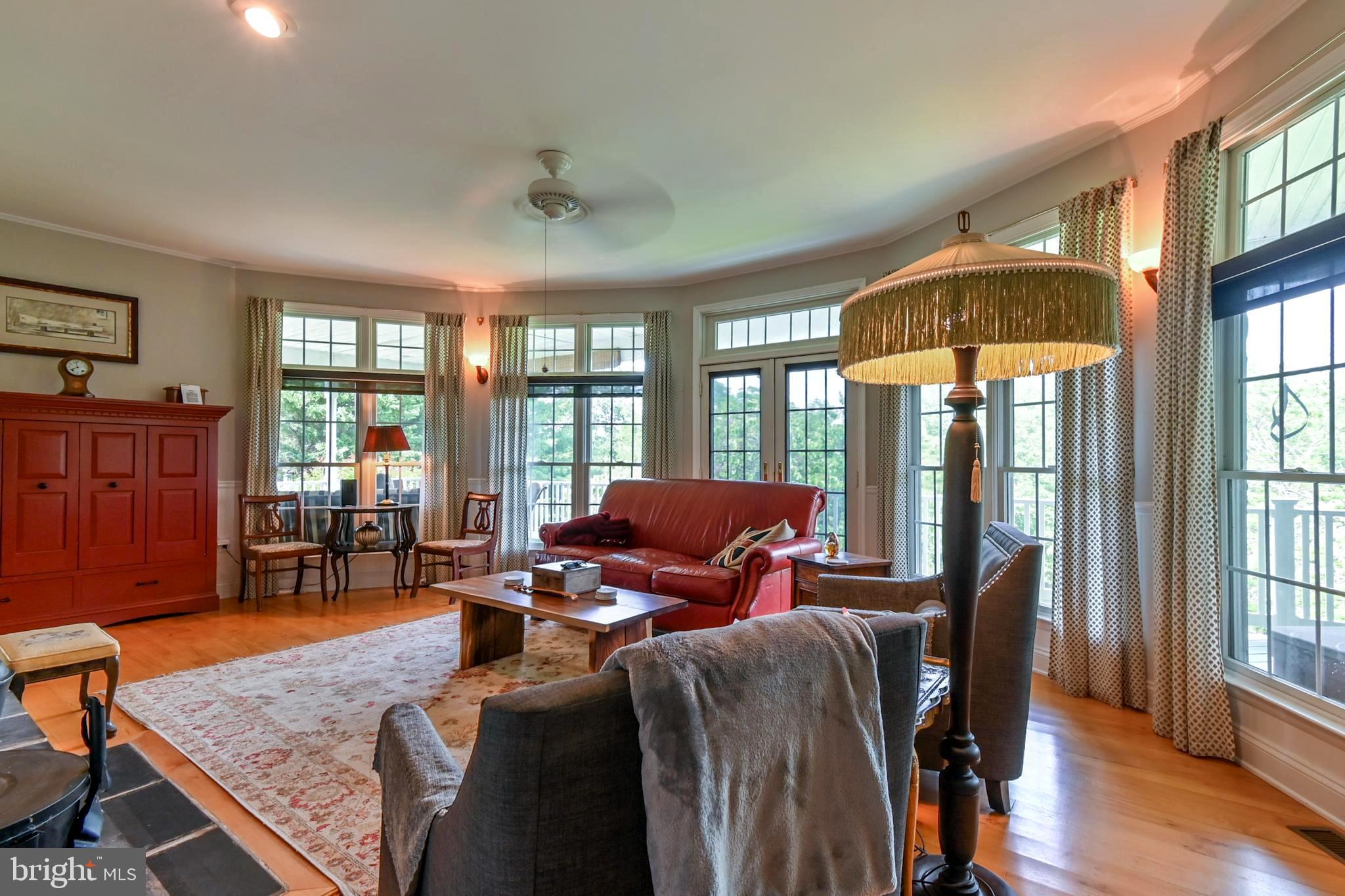 POTOMAC GLEN - Residential