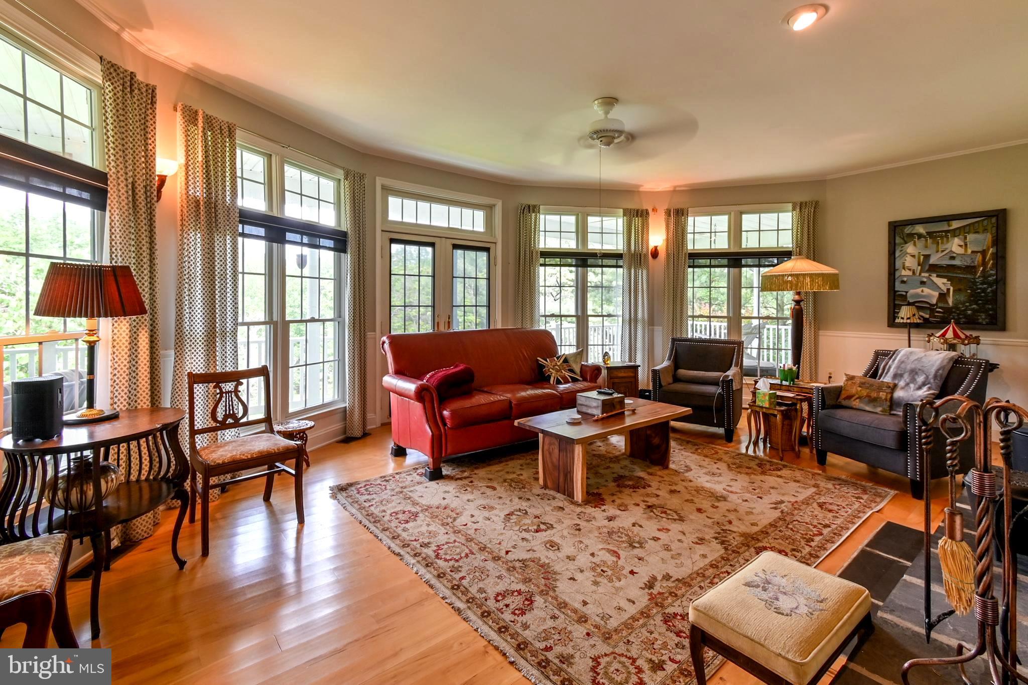 POTOMAC GLEN - Residential