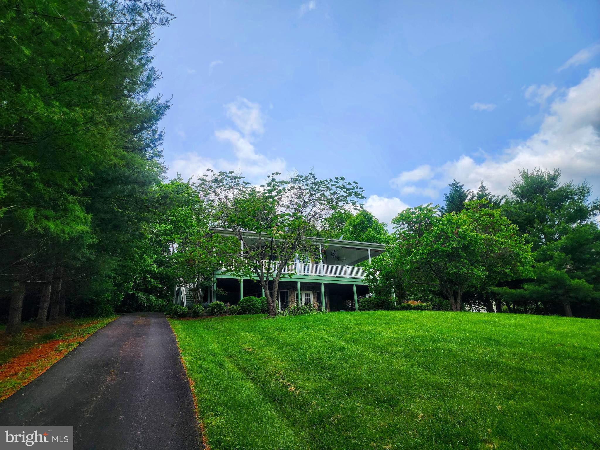 POTOMAC GLEN - Residential