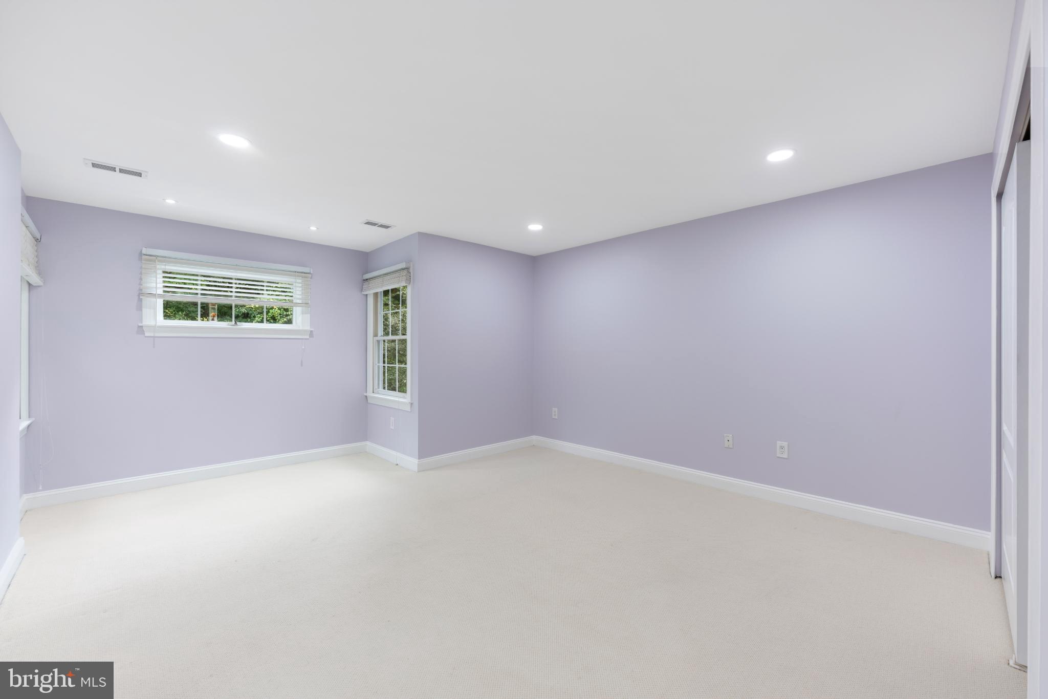 BREYER WOODS - Residential