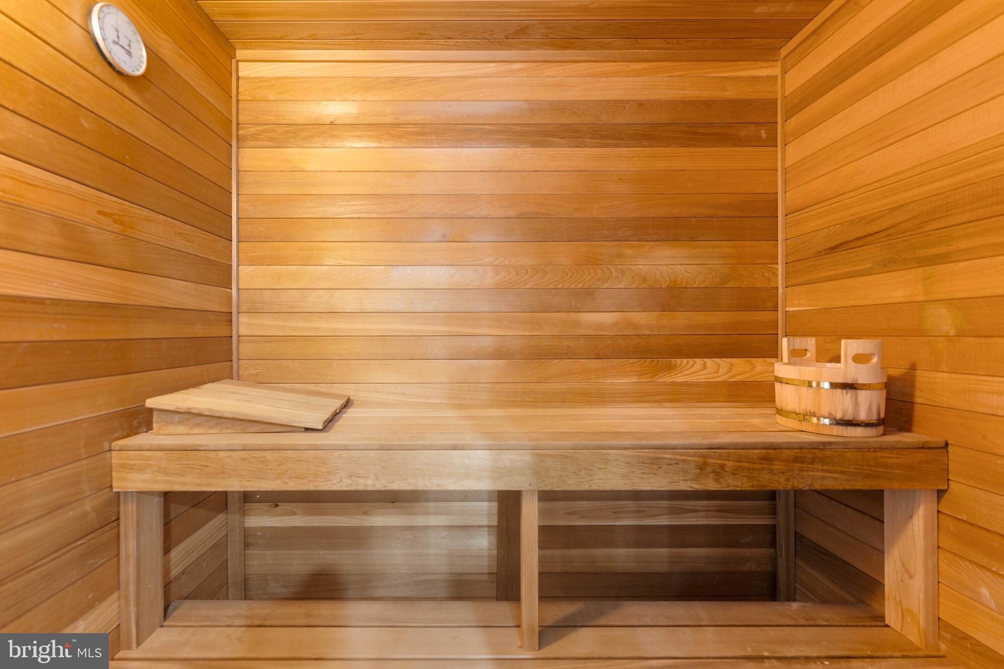 BREYER WOODS - Residential