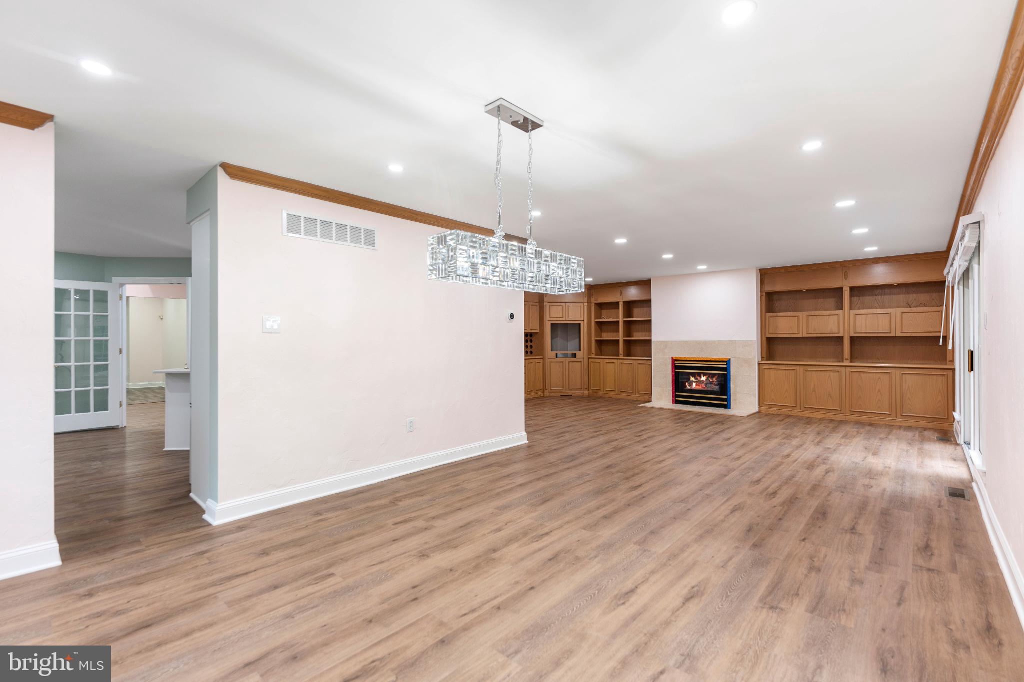 BREYER WOODS - Residential