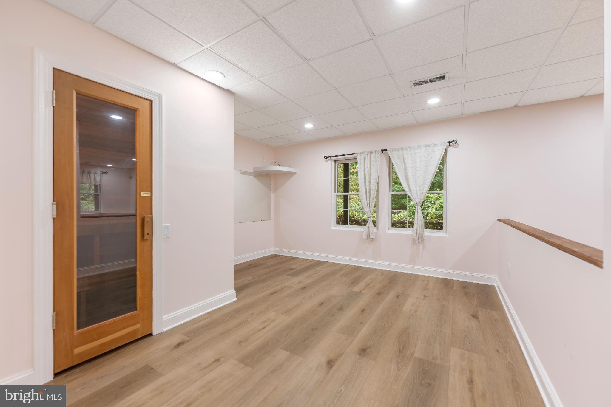 BREYER WOODS - Residential