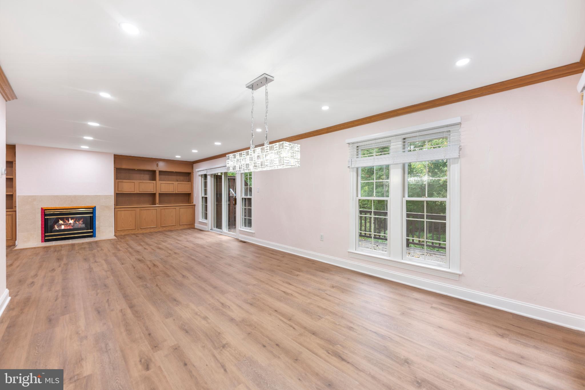 BREYER WOODS - Residential