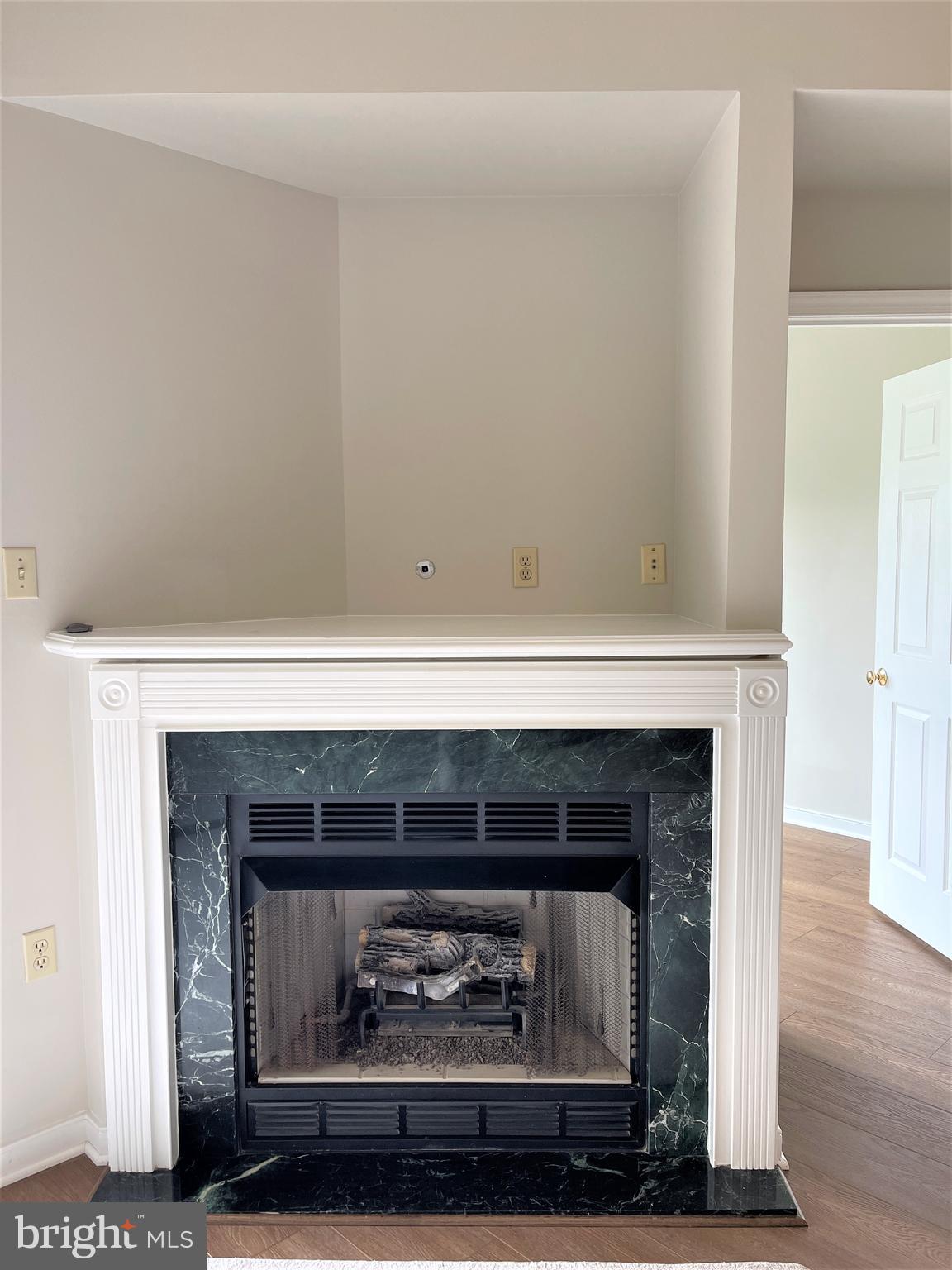 LILLIAN COURT AT TYSONS - Residential Lease