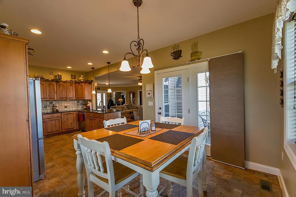 SUNSET RIDGE - Residential