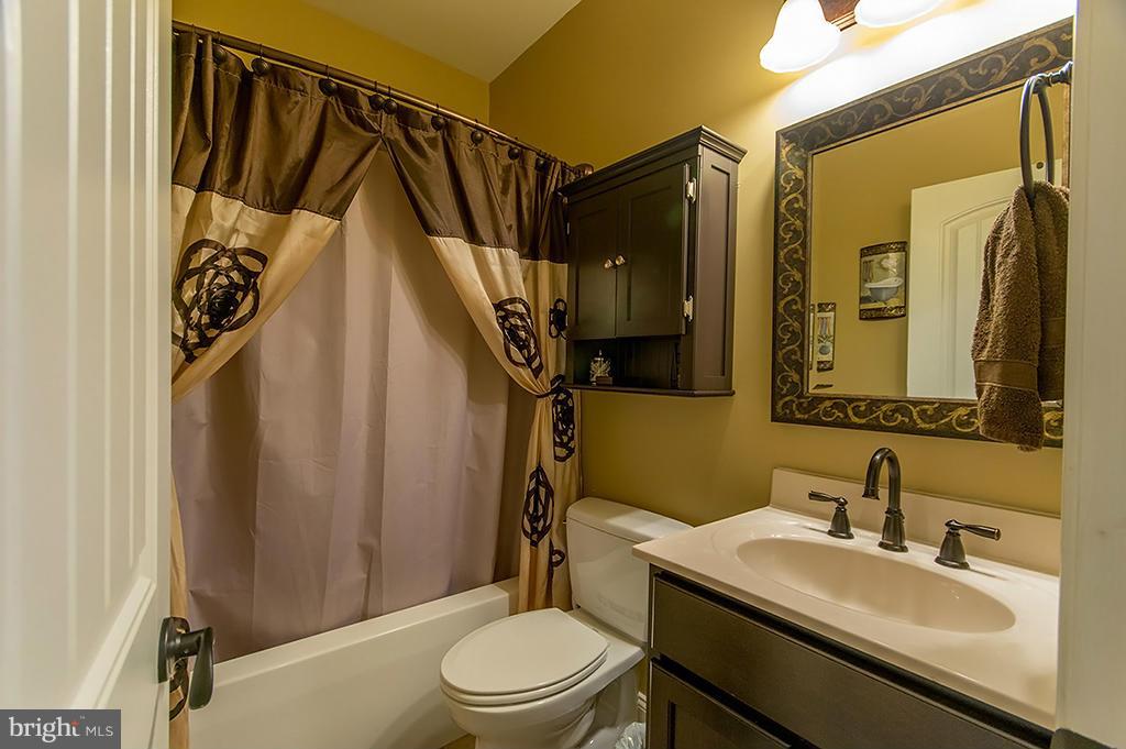 SUNSET RIDGE - Residential