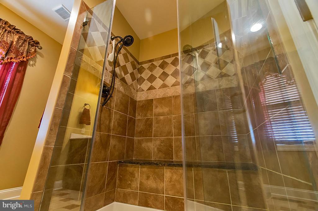 SUNSET RIDGE - Residential