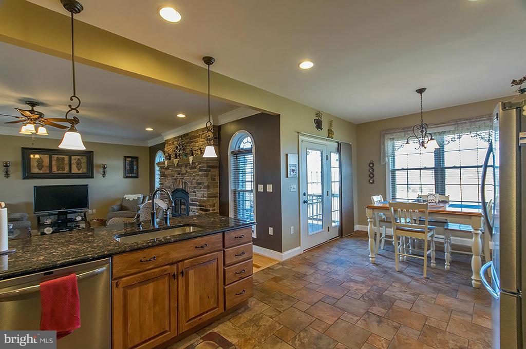 SUNSET RIDGE - Residential