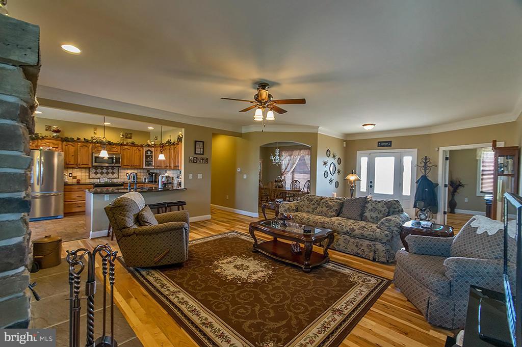 SUNSET RIDGE - Residential