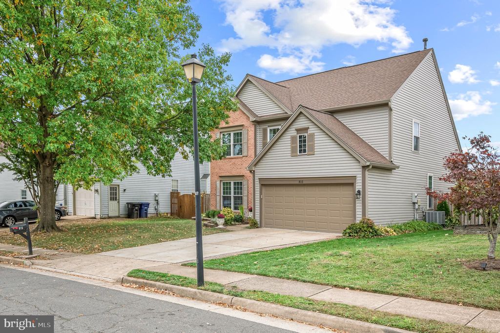 Photo of 815 Catoctin Circle NE, LEESBURG, VA 20176 (MLS # VALO2110028)