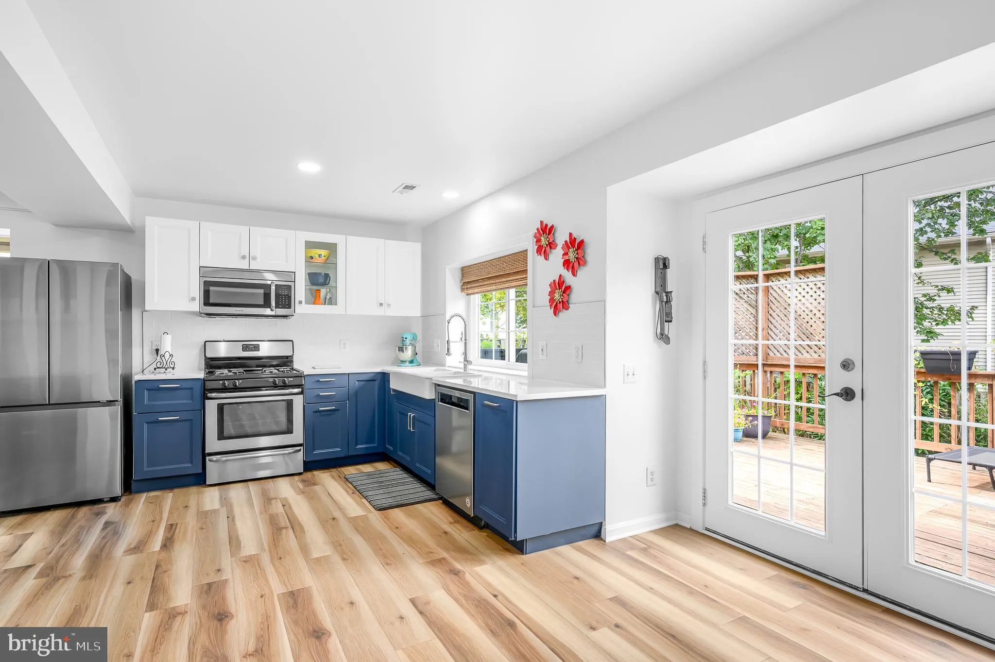 Leesburg, Virginia 20176, United States, 3 Bedrooms Bedrooms, ,3 BathroomsBathrooms,Residential,Pending,235431