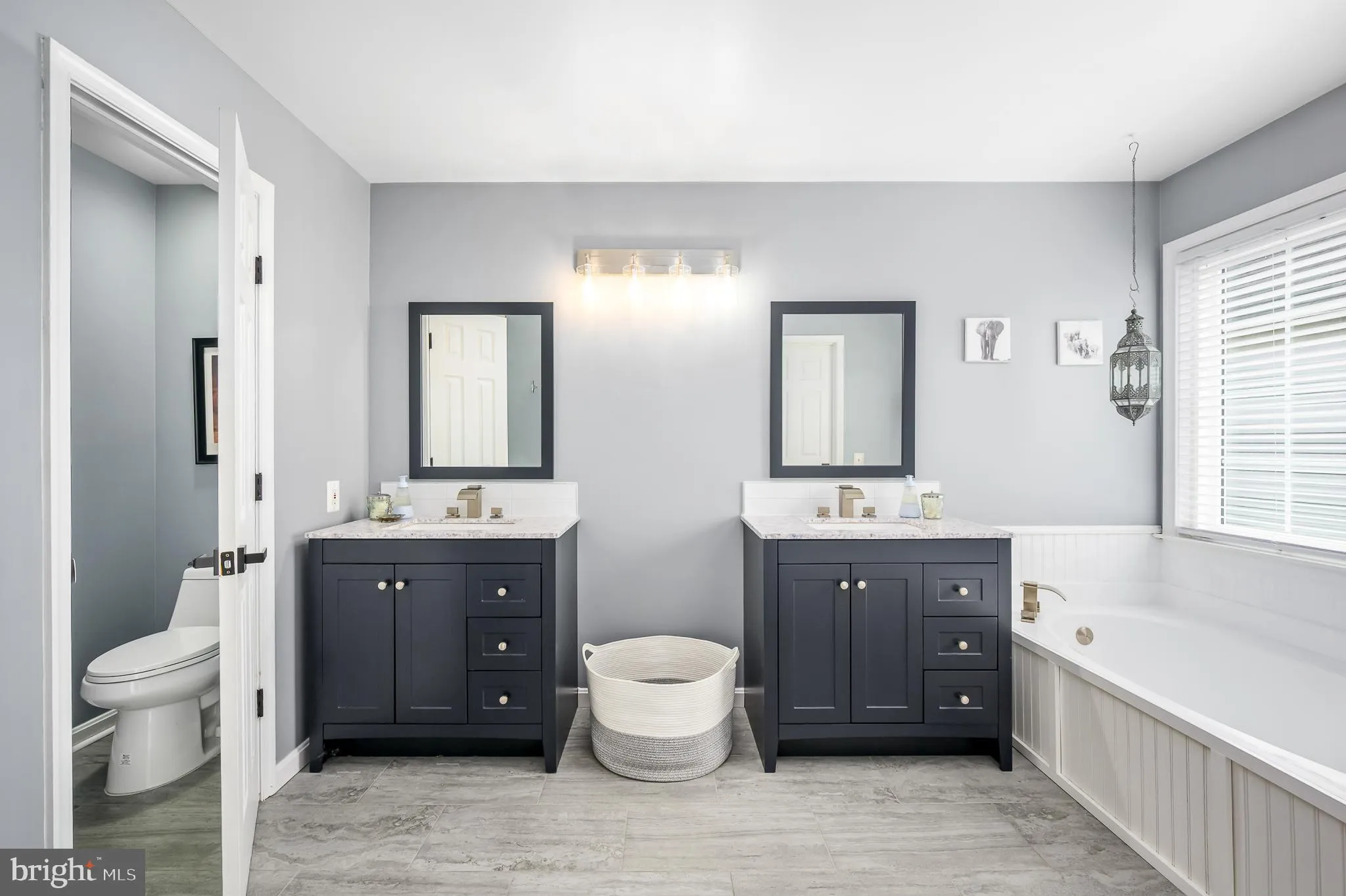 Leesburg, Virginia 20176, United States, 3 Bedrooms Bedrooms, ,3 BathroomsBathrooms,Residential,Pending,235431