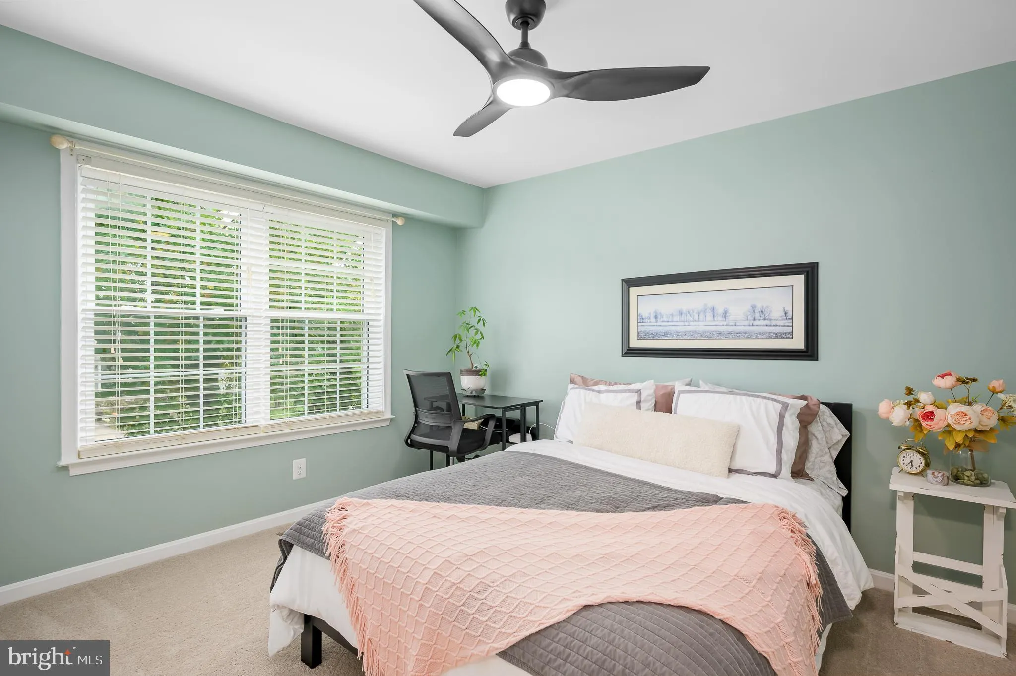 Leesburg, Virginia 20176, United States, 3 Bedrooms Bedrooms, ,3 BathroomsBathrooms,Residential,Pending,235431