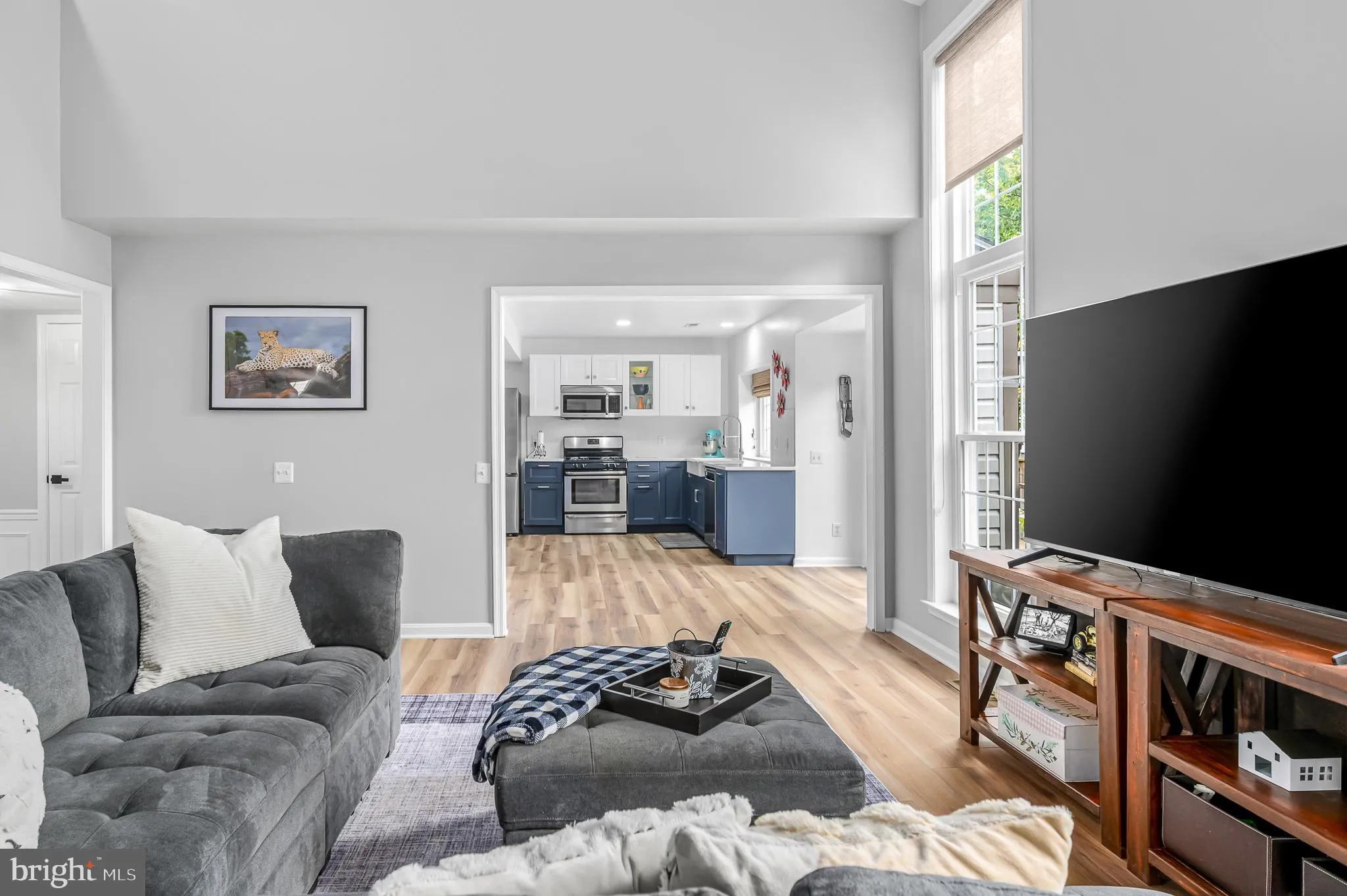 Leesburg, Virginia 20176, United States, 3 Bedrooms Bedrooms, ,3 BathroomsBathrooms,Residential,Pending,235431