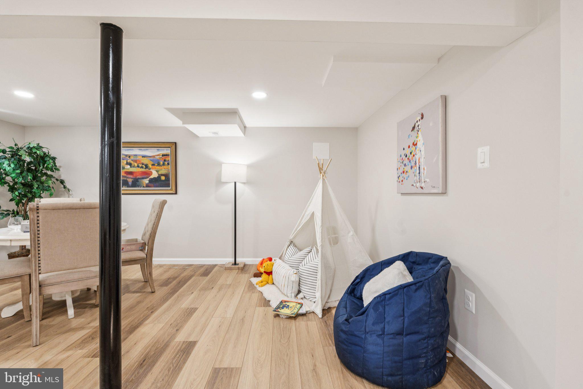 FAIRMONT ESTATES - Residential