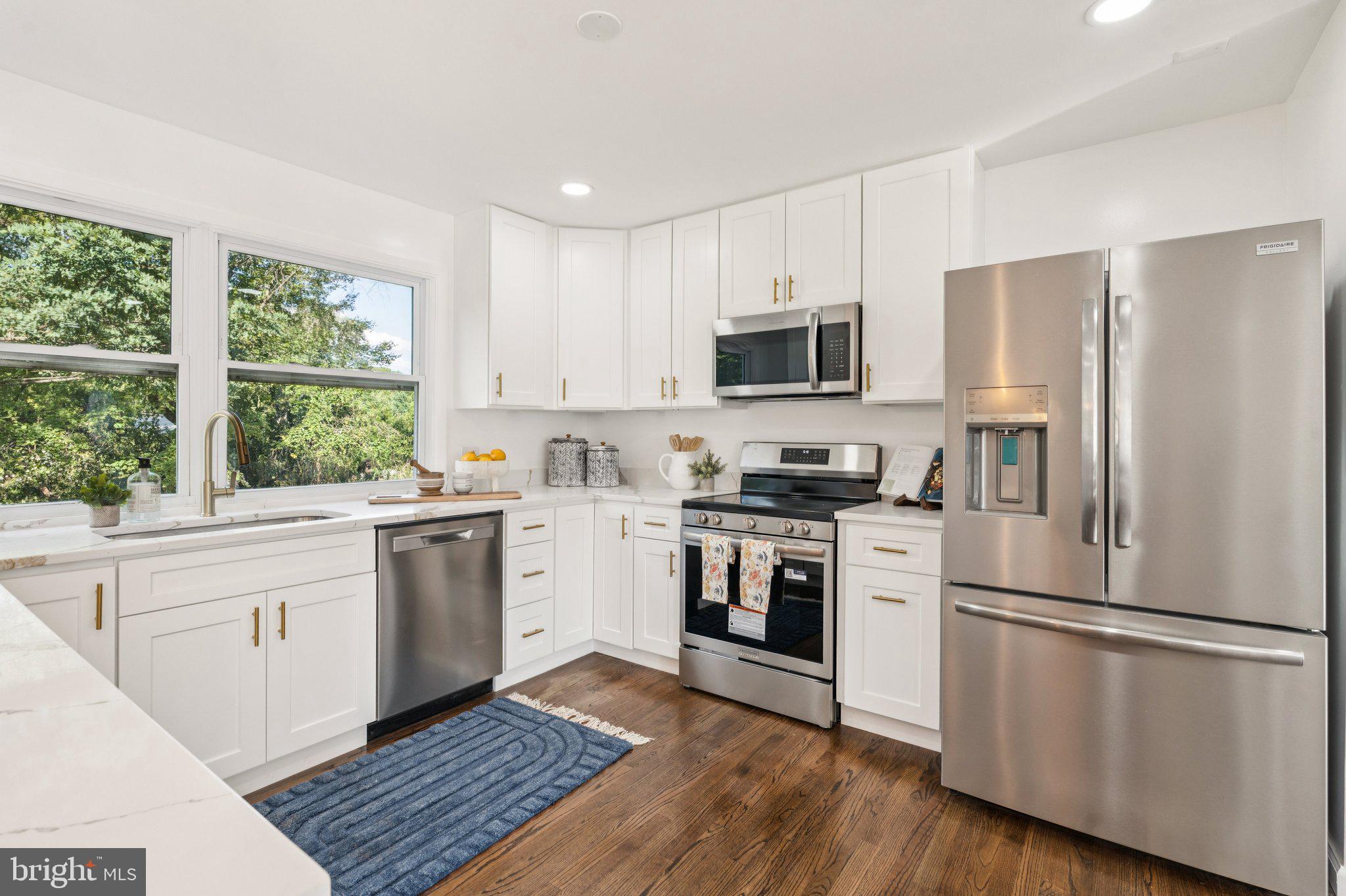 FAIRMONT ESTATES - Residential