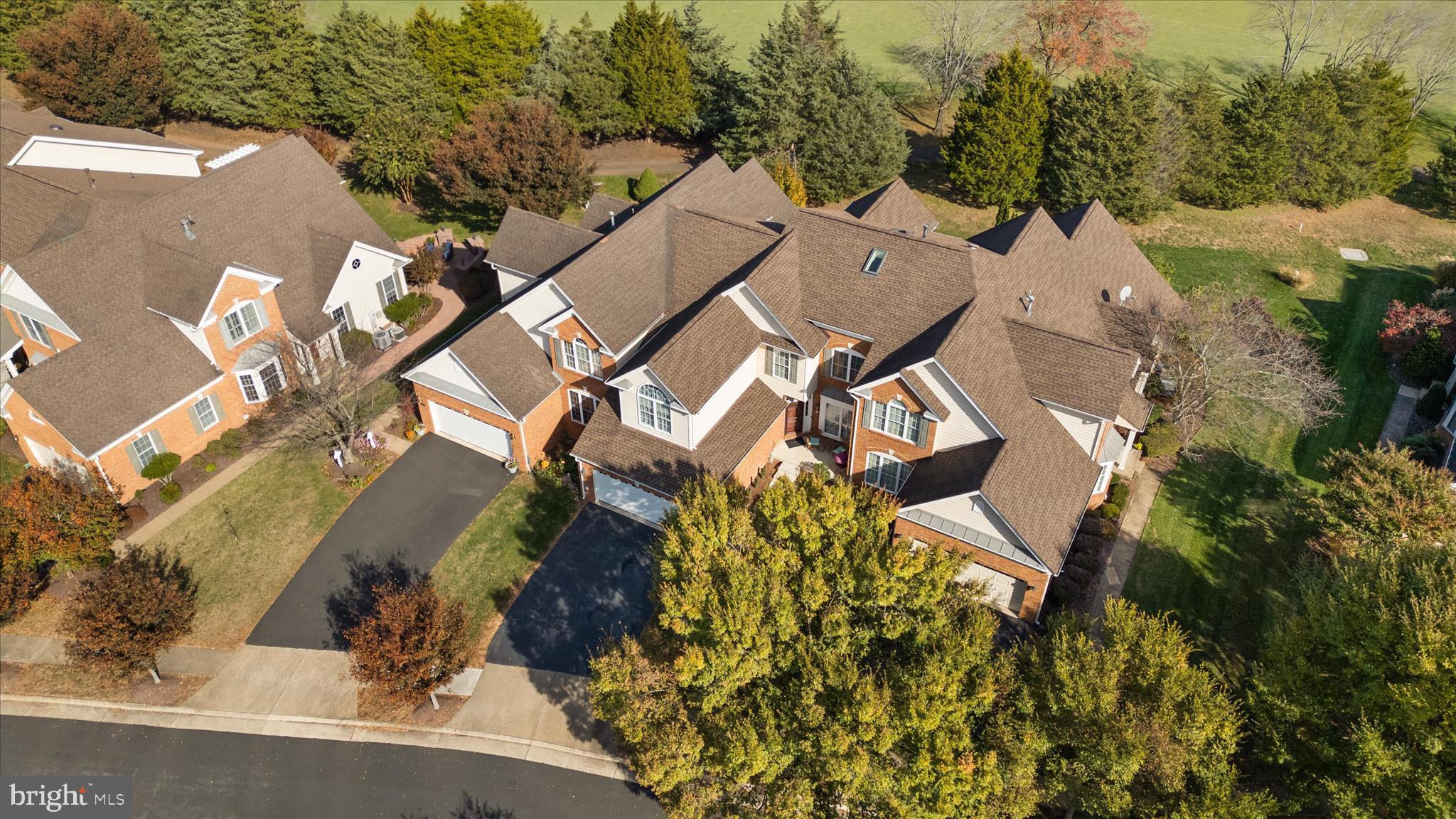 5709 WHEELWRIGHT WAY