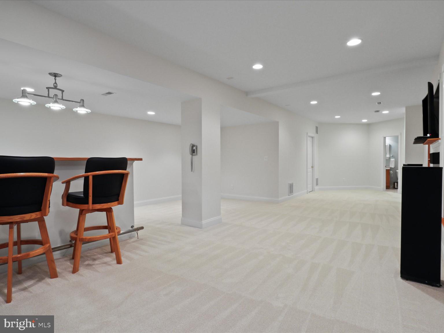 DOMINION VALLEY COUNTRY CLUB - Residential