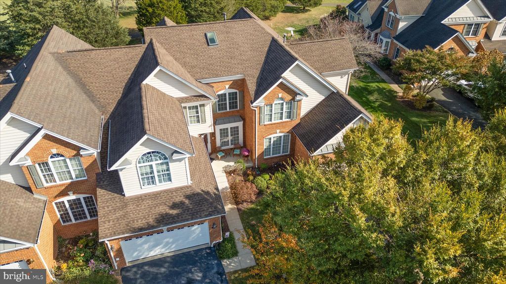 Photo of 5709 Wheelwright Way, HAYMARKET, VA 20169 (MLS # VAPW2106926)