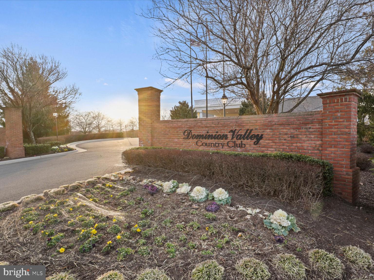 DOMINION VALLEY COUNTRY CLUB - Residential