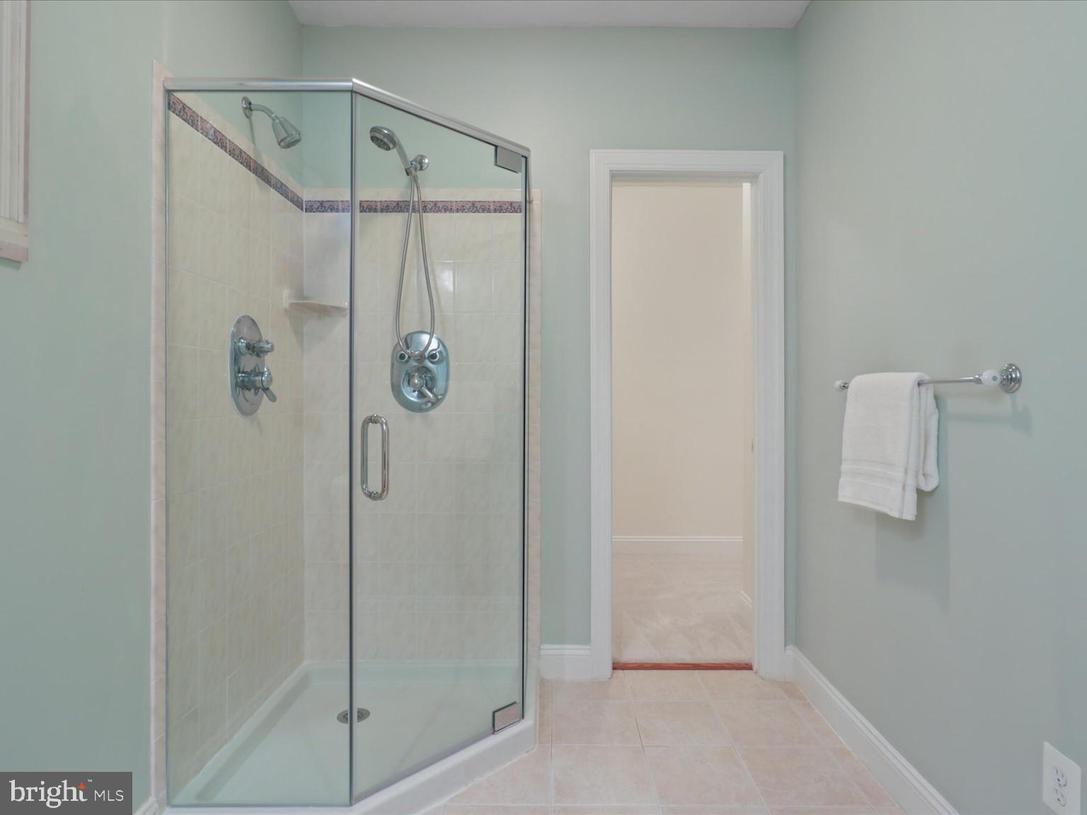 DOMINION VALLEY COUNTRY CLUB - Residential