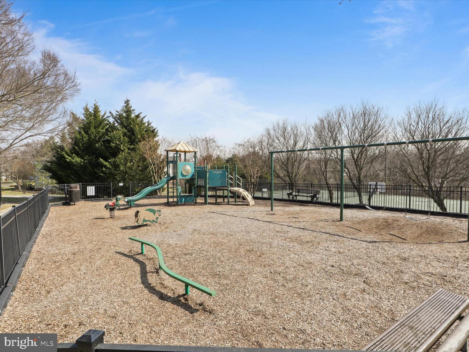 DOMINION VALLEY COUNTRY CLUB - Residential