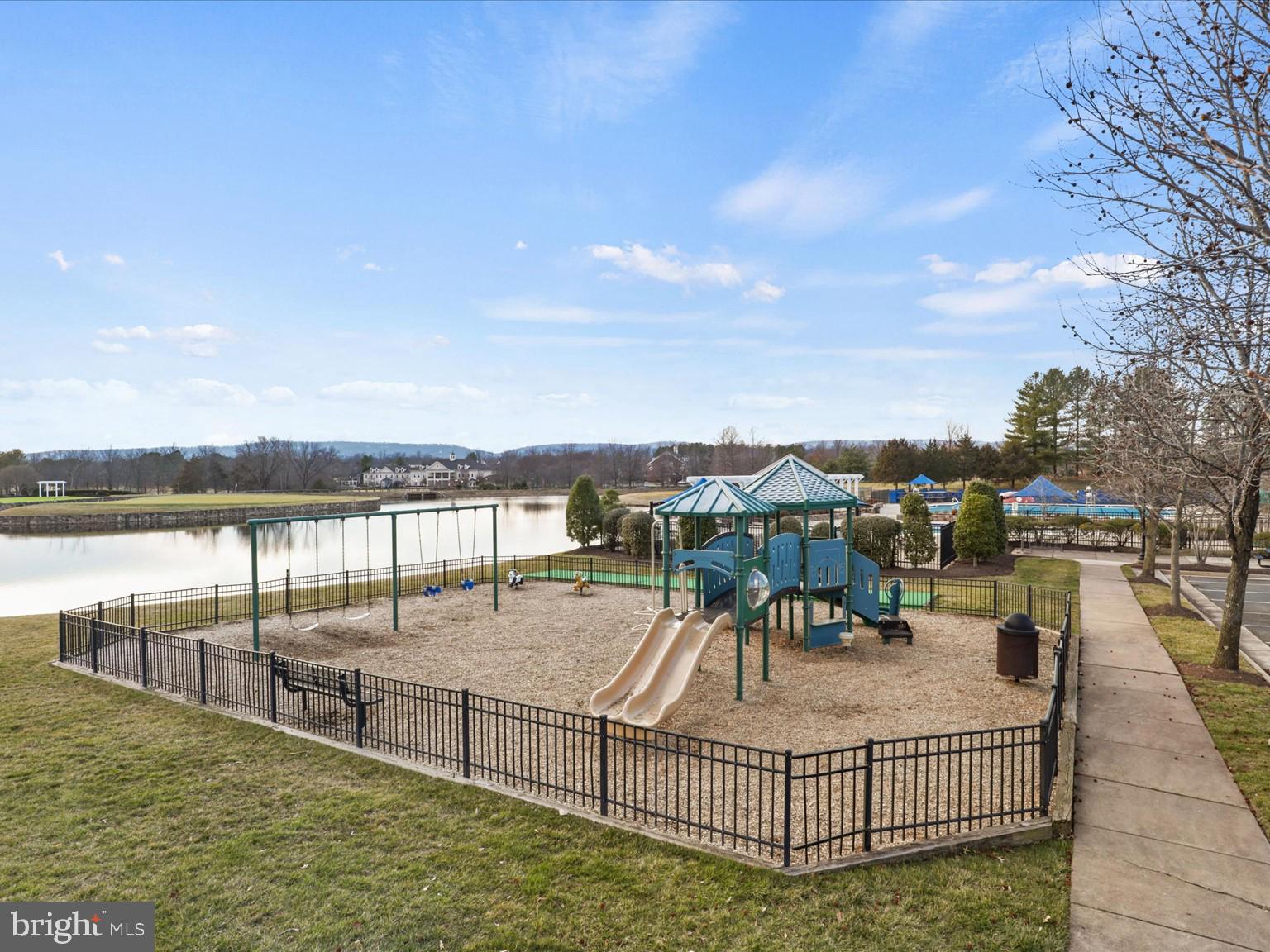 DOMINION VALLEY COUNTRY CLUB - Residential