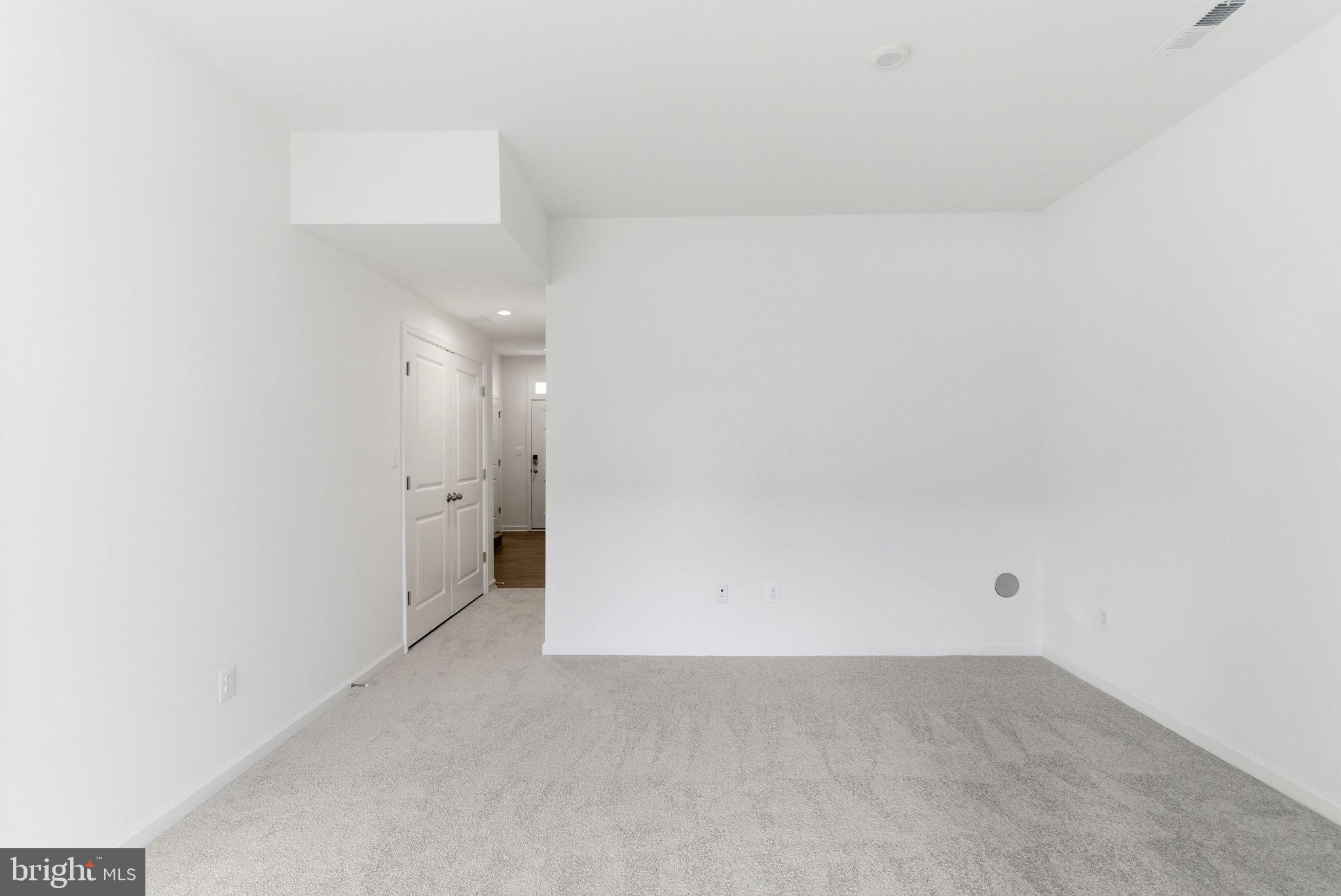 HUNTFIELD - Residential