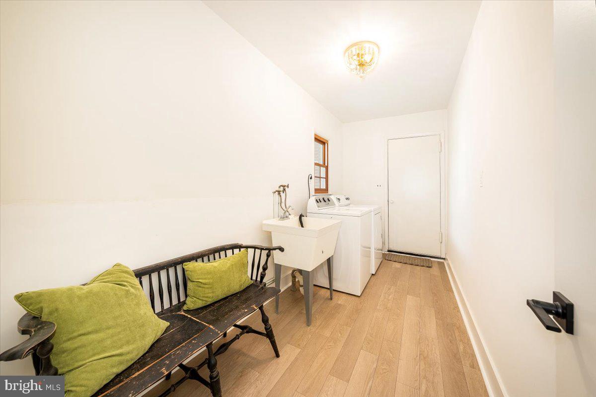 THORNLEIGH - Residential